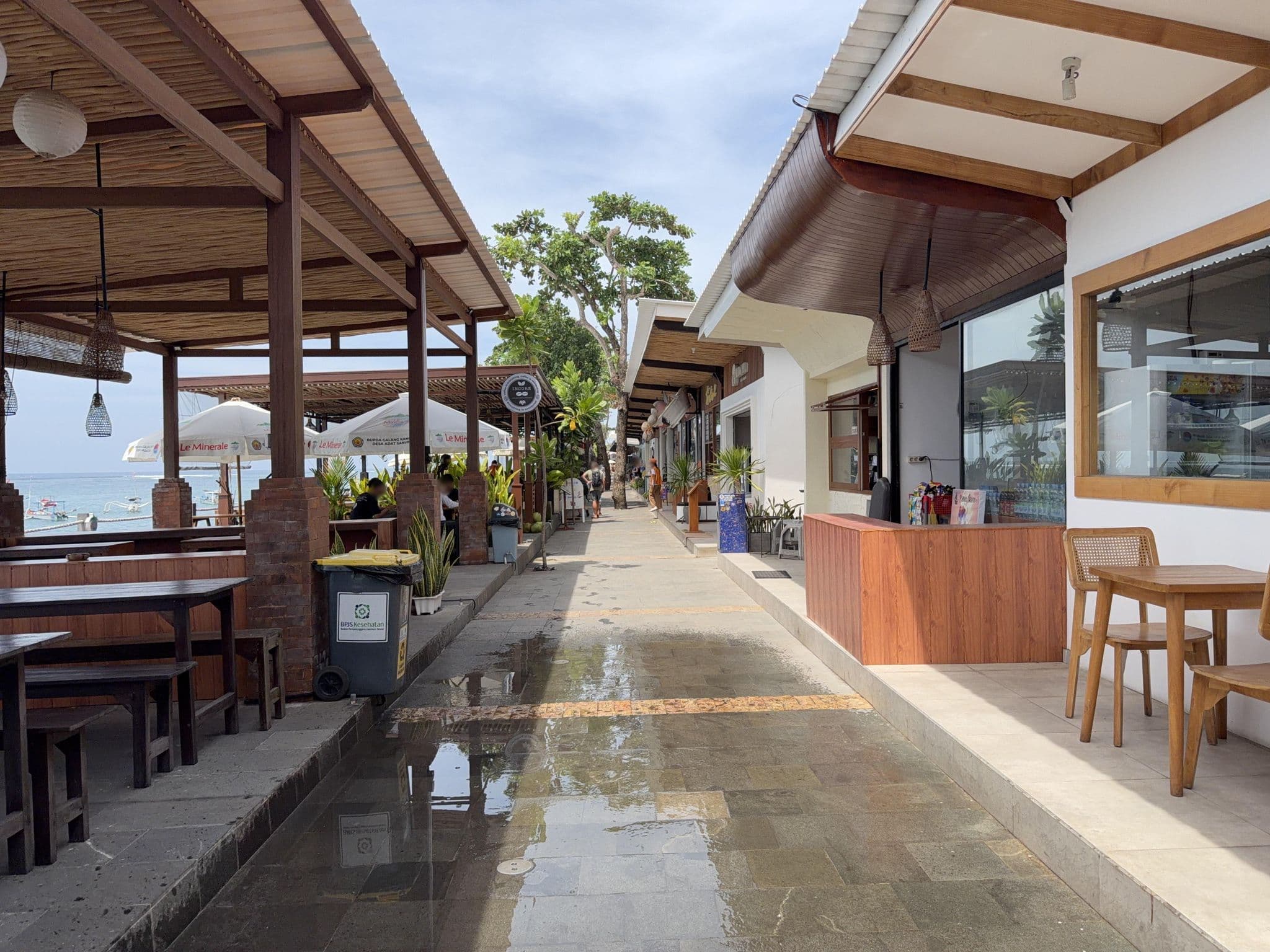 Street view near Bali Rich Hotel, Sanur