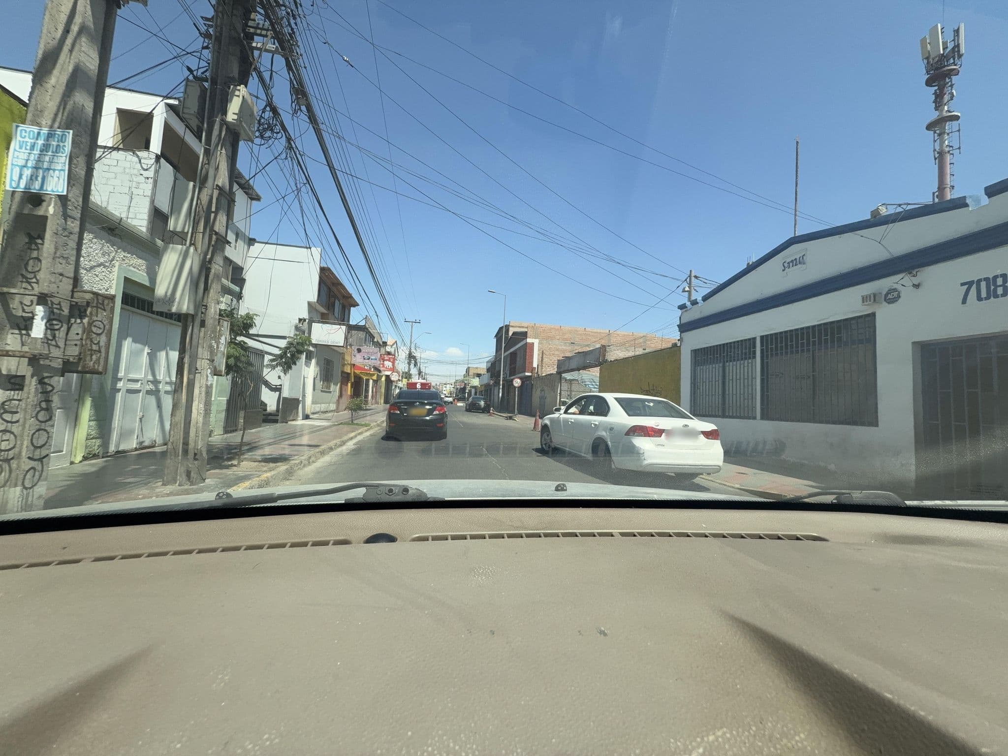 Street view near Hostal Buenos Aires, Arica — © contrerasalcalde (CC BY-SA · Mapillary)