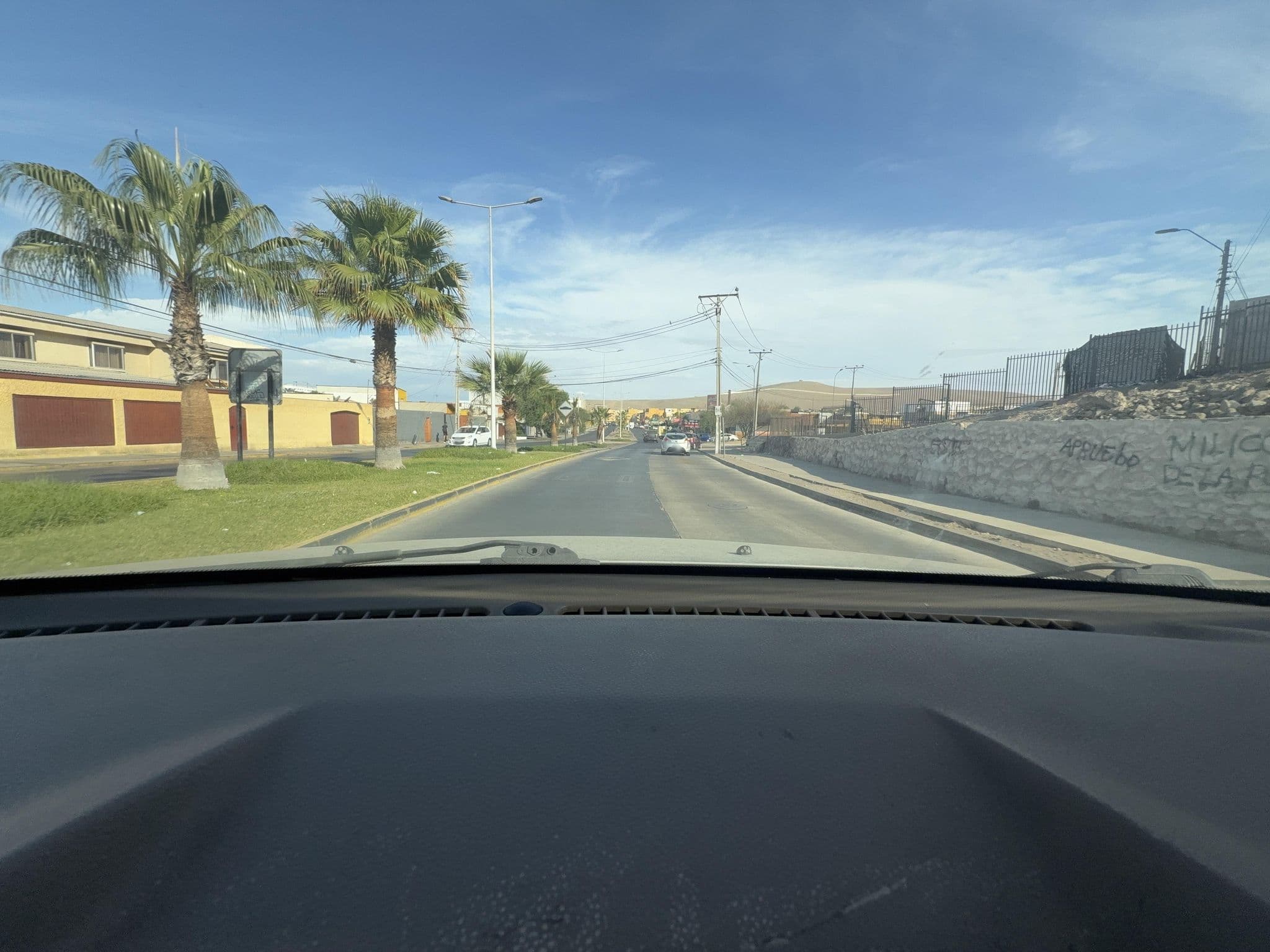 Street view near Motel Yorahu, Arica — © contrerasalcalde (CC BY-SA · Mapillary)