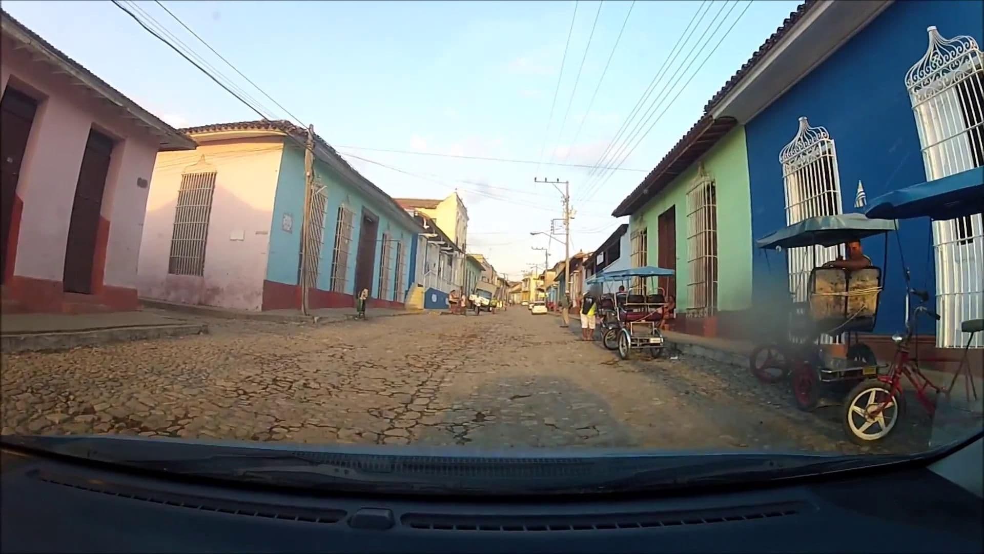 Street view near Hostal Emiliana Y Martín, Trinidad — © cut (CC BY-SA · Mapillary)