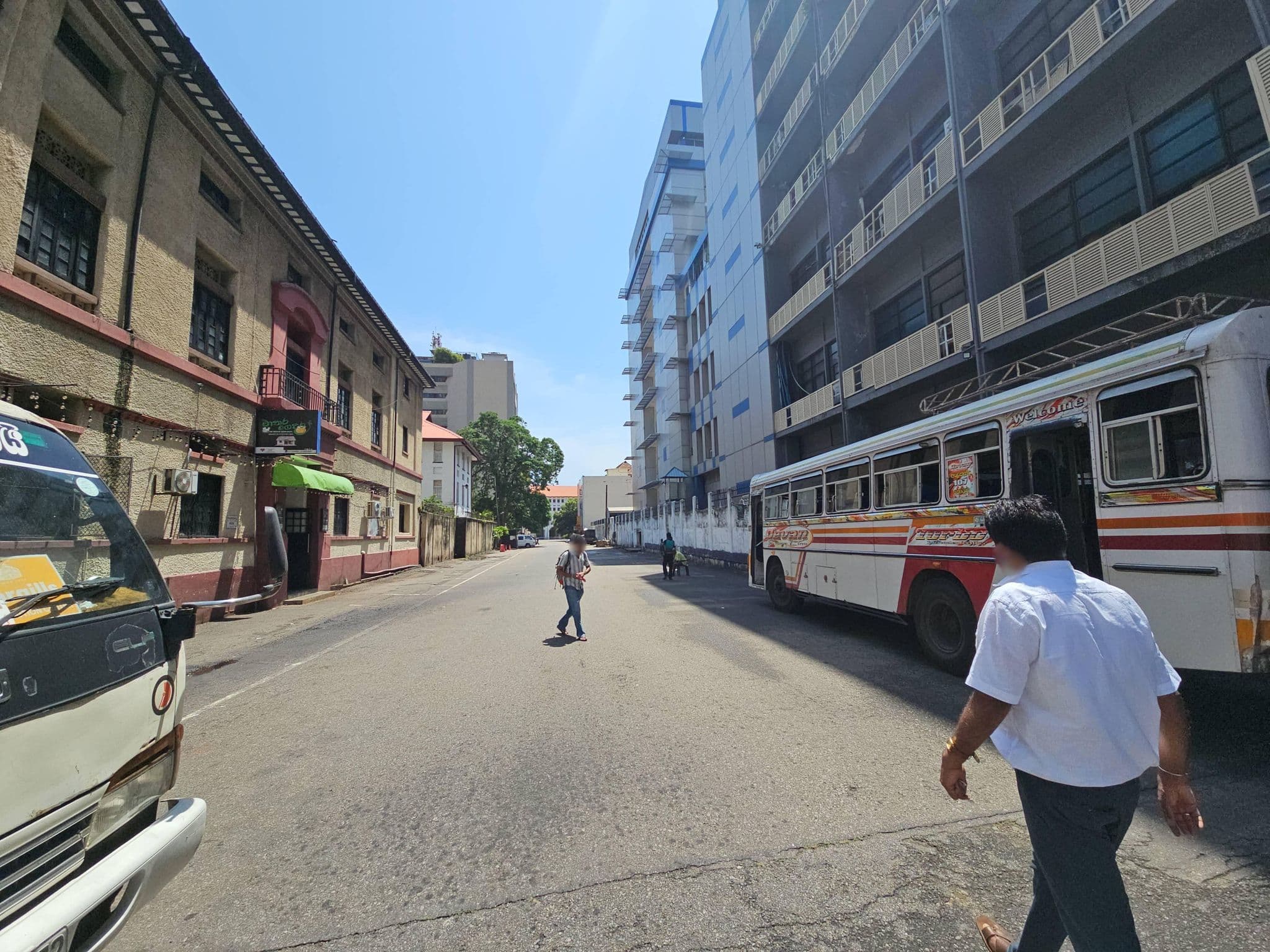 Street view near Ymca Hotel, Colombo — © jlvmateo (CC BY-SA · Mapillary)