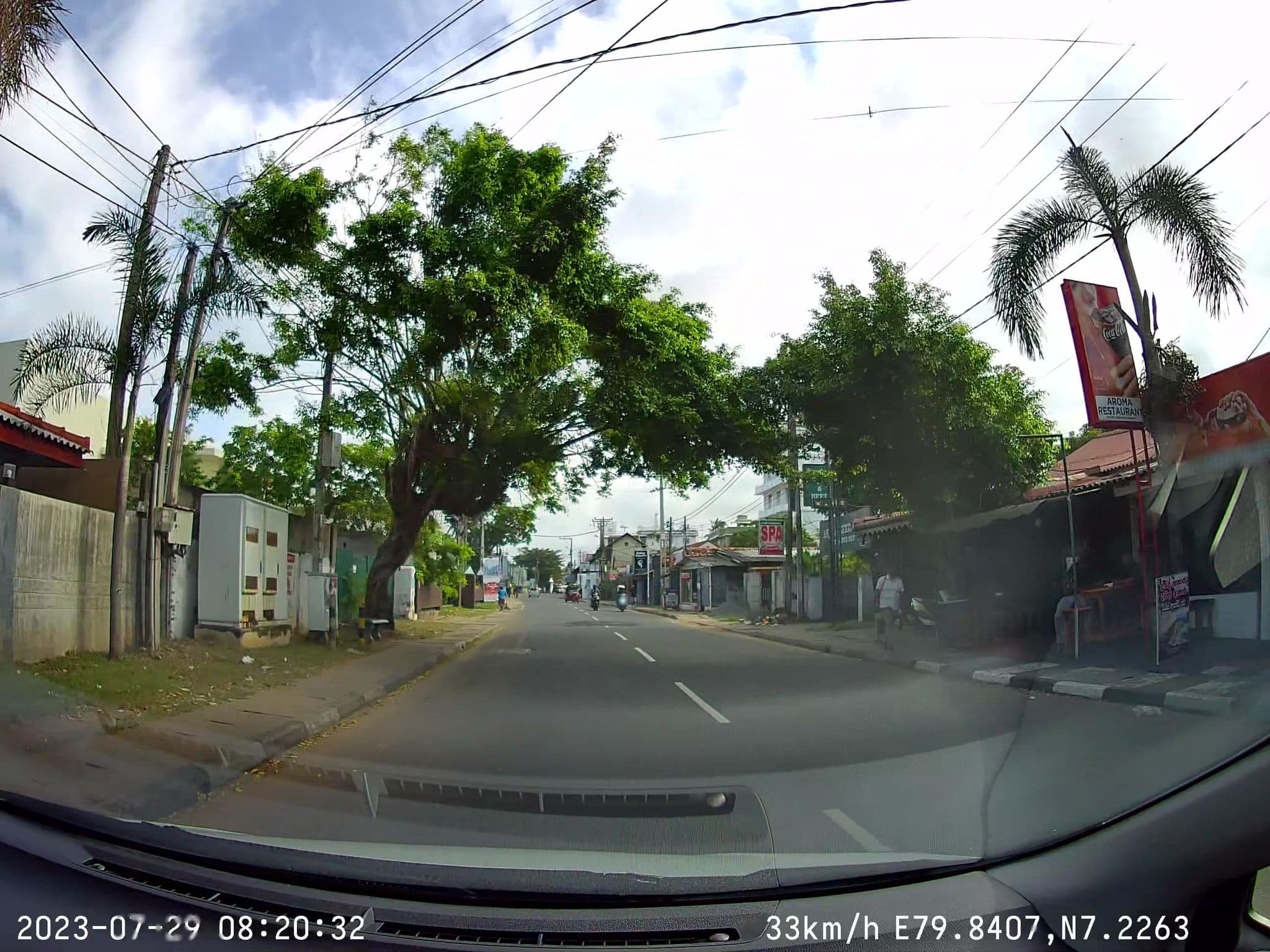 Street view near inlak garden hotel, Negombo — © sahanbsb (CC BY-SA · Mapillary)