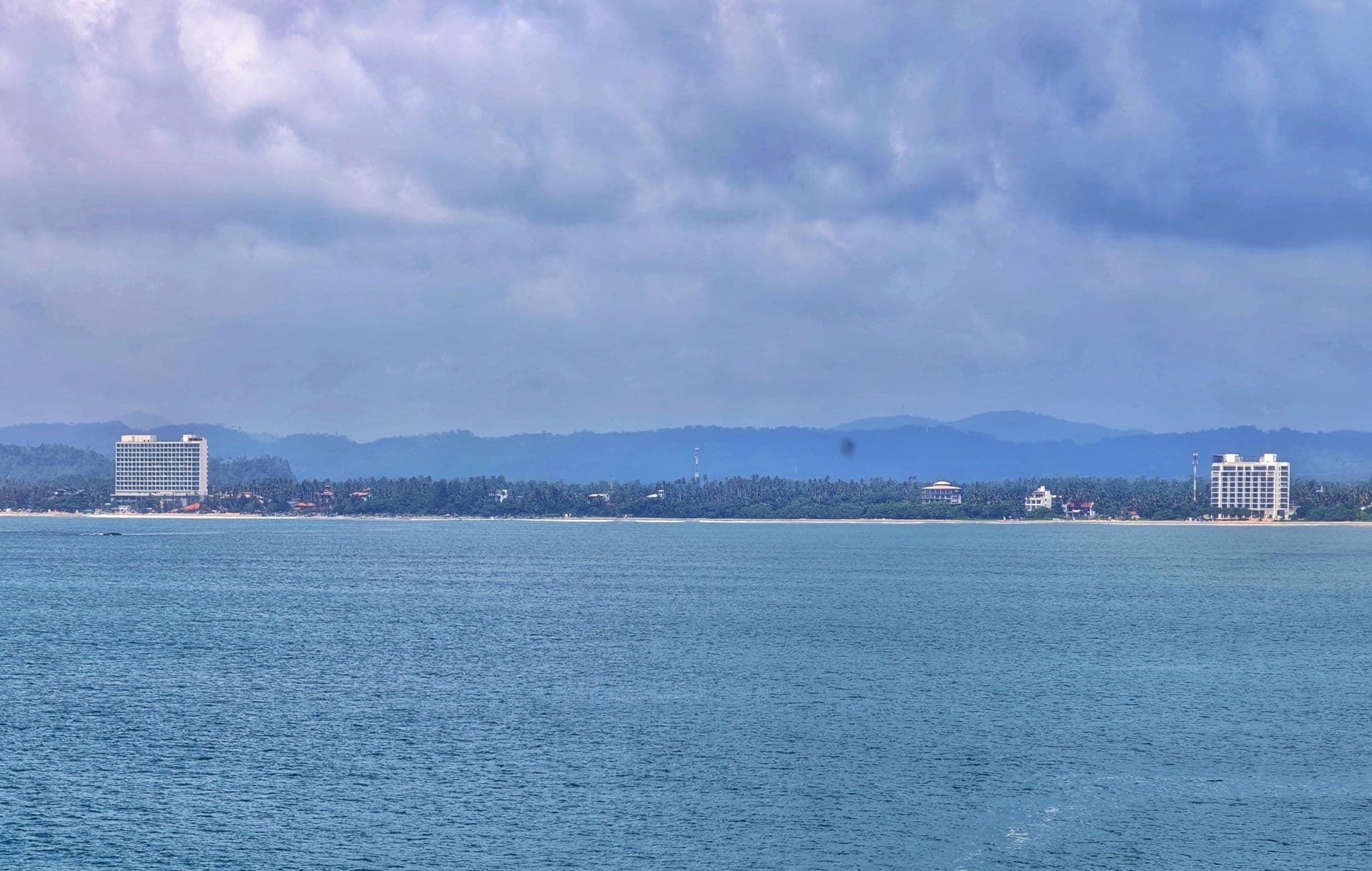 Street view near Marriott Pool, Weligama — © km2bp (CC BY-SA · Mapillary)