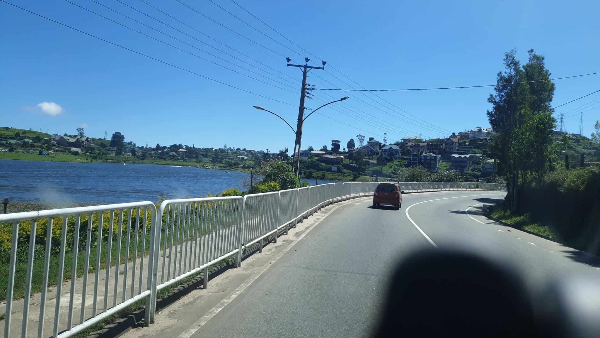 Street view near Aruna Resort, Nuwara Eliya — © coreagc (CC BY-SA · Mapillary)