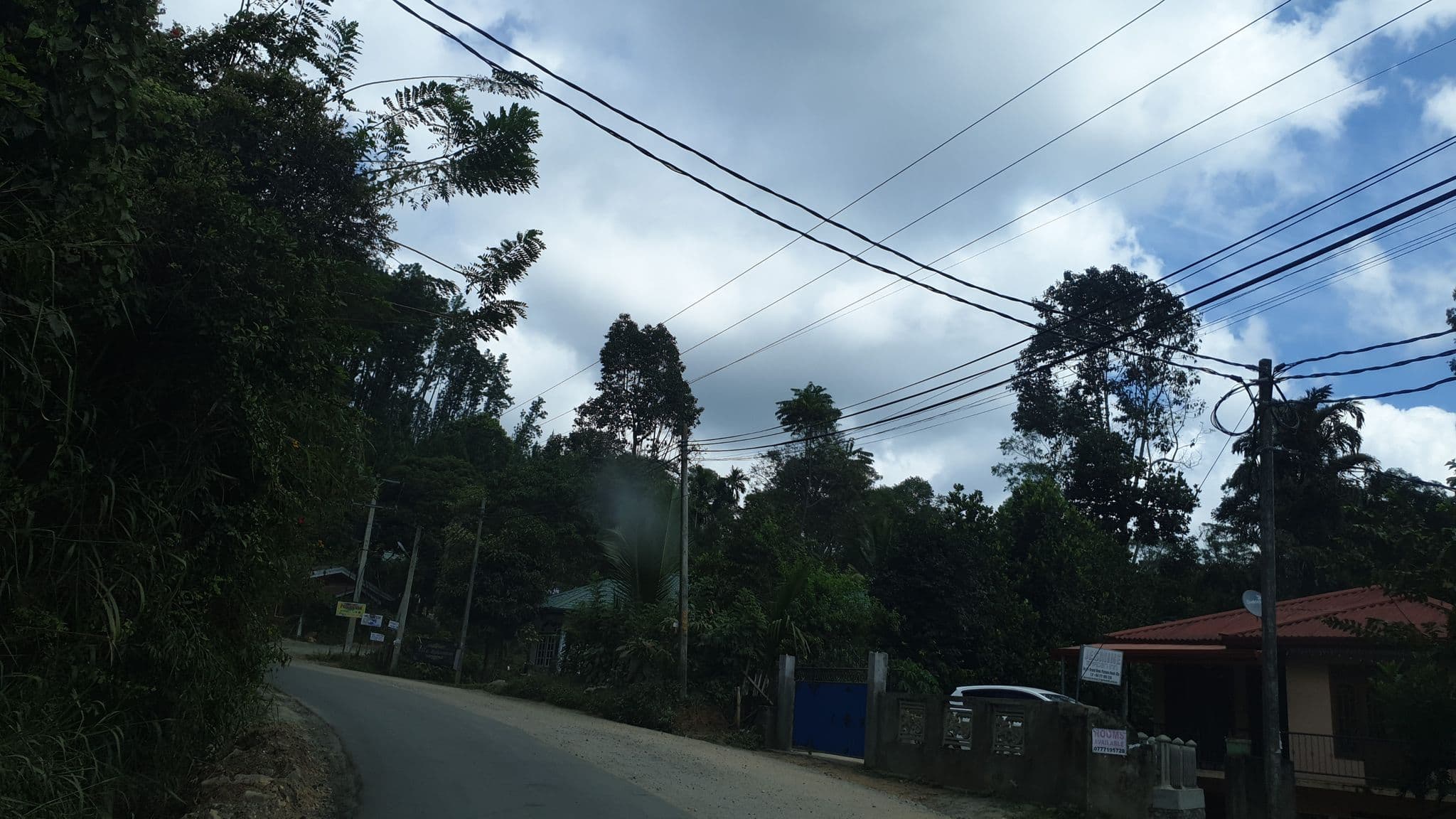 Street view near Ceylon House By Sunrise, Ella Town — © coreagc (CC BY-SA · Mapillary)