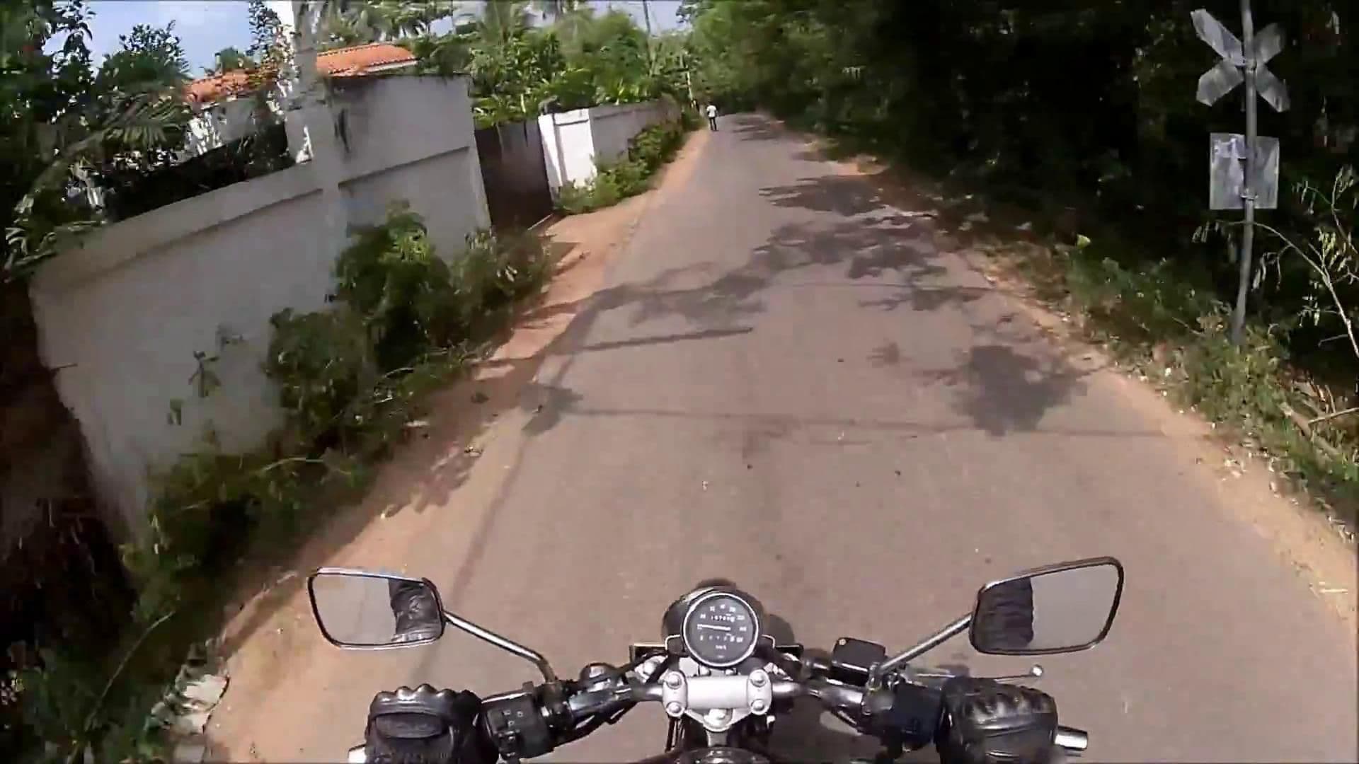 Street view near Eden Blue Hotel, Hikkaduwa — © cut (CC BY-SA · Mapillary)