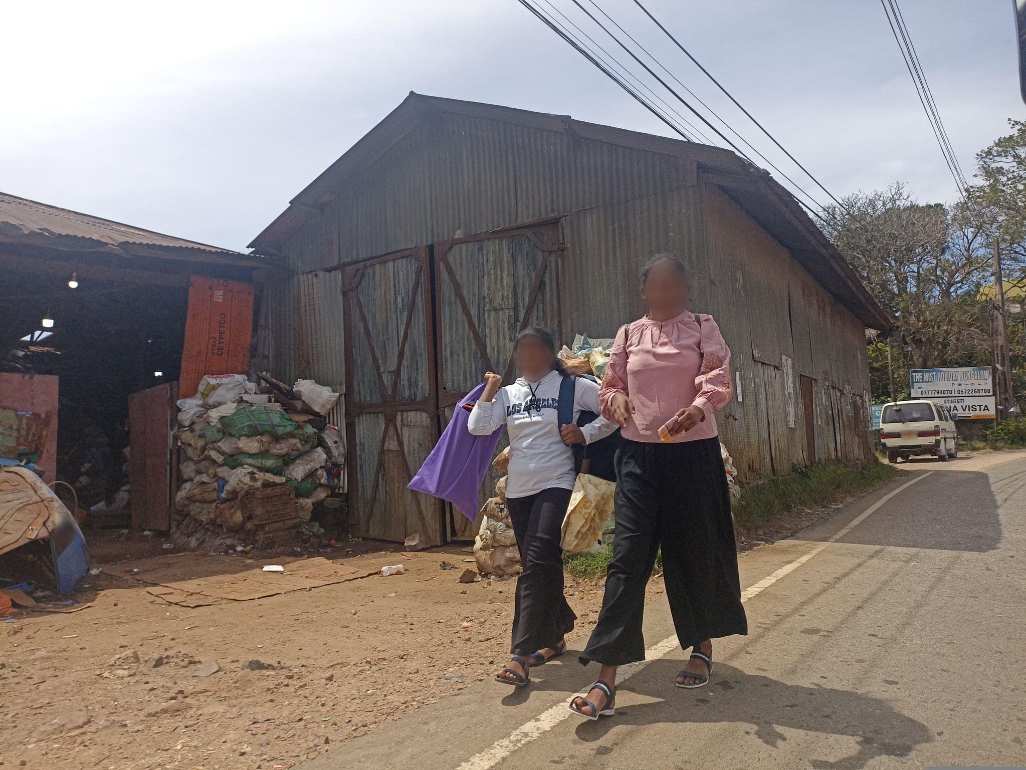 Street view near Sun Rise Rest inn and Restaurant, Haputale — © toniserra (CC BY-SA · Mapillary)