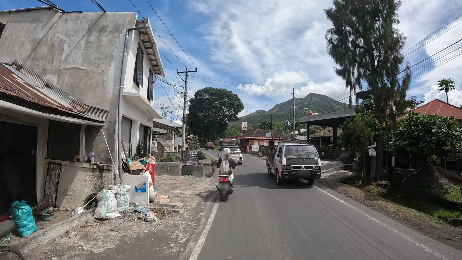 Street view near Arlina, Banjar Wangsian — © lucomsky (CC BY-SA · Mapillary)