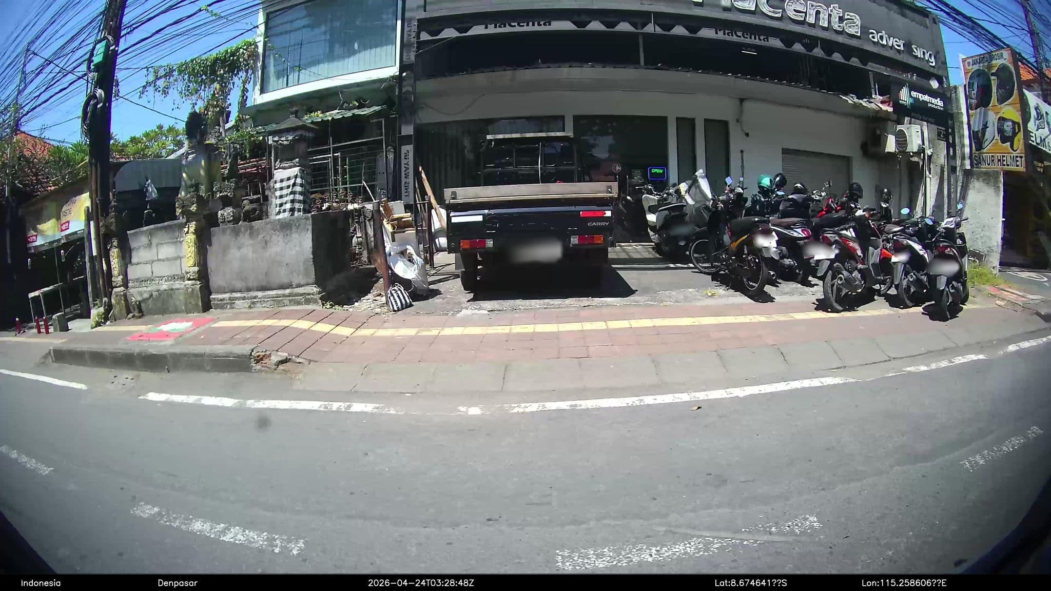 Street view near D'joemah Nadja Homestay, Sanur