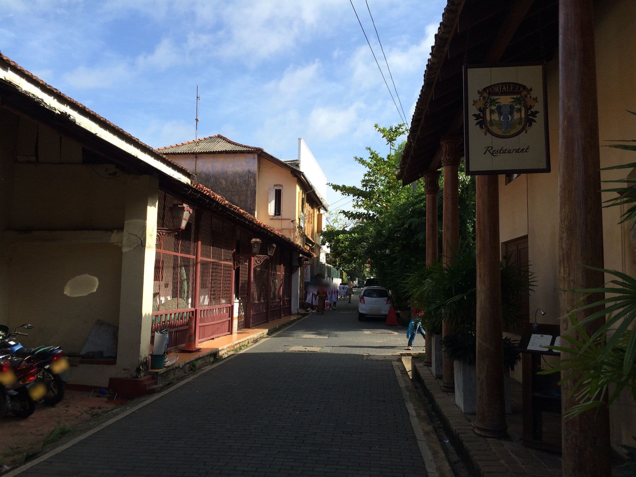 Street view near Fortaleza Hotel, Galle — © shravan91 (CC BY-SA · Mapillary)