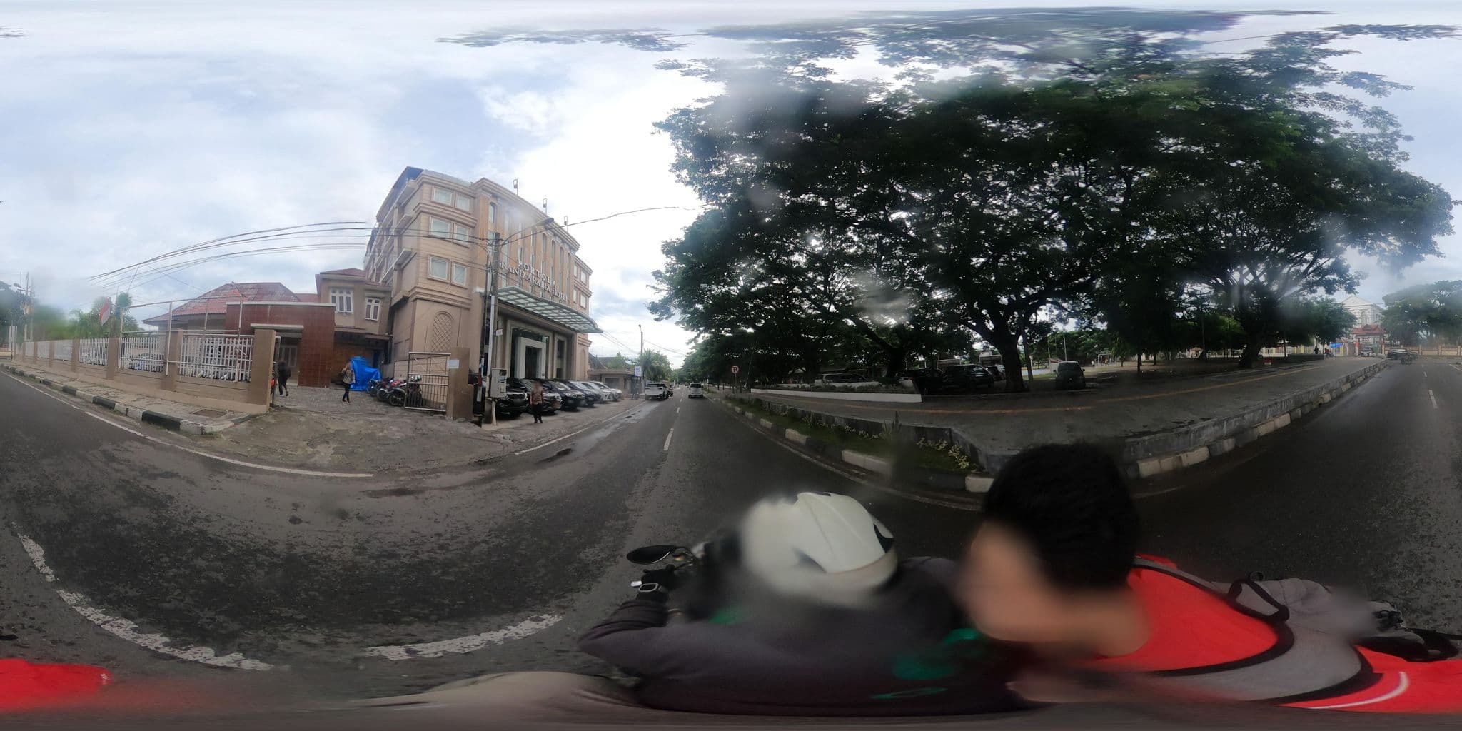 Street view near Pavilliun Seulawah, Banda Aceh — © rgtm_ryuiki (CC BY-SA · Mapillary)