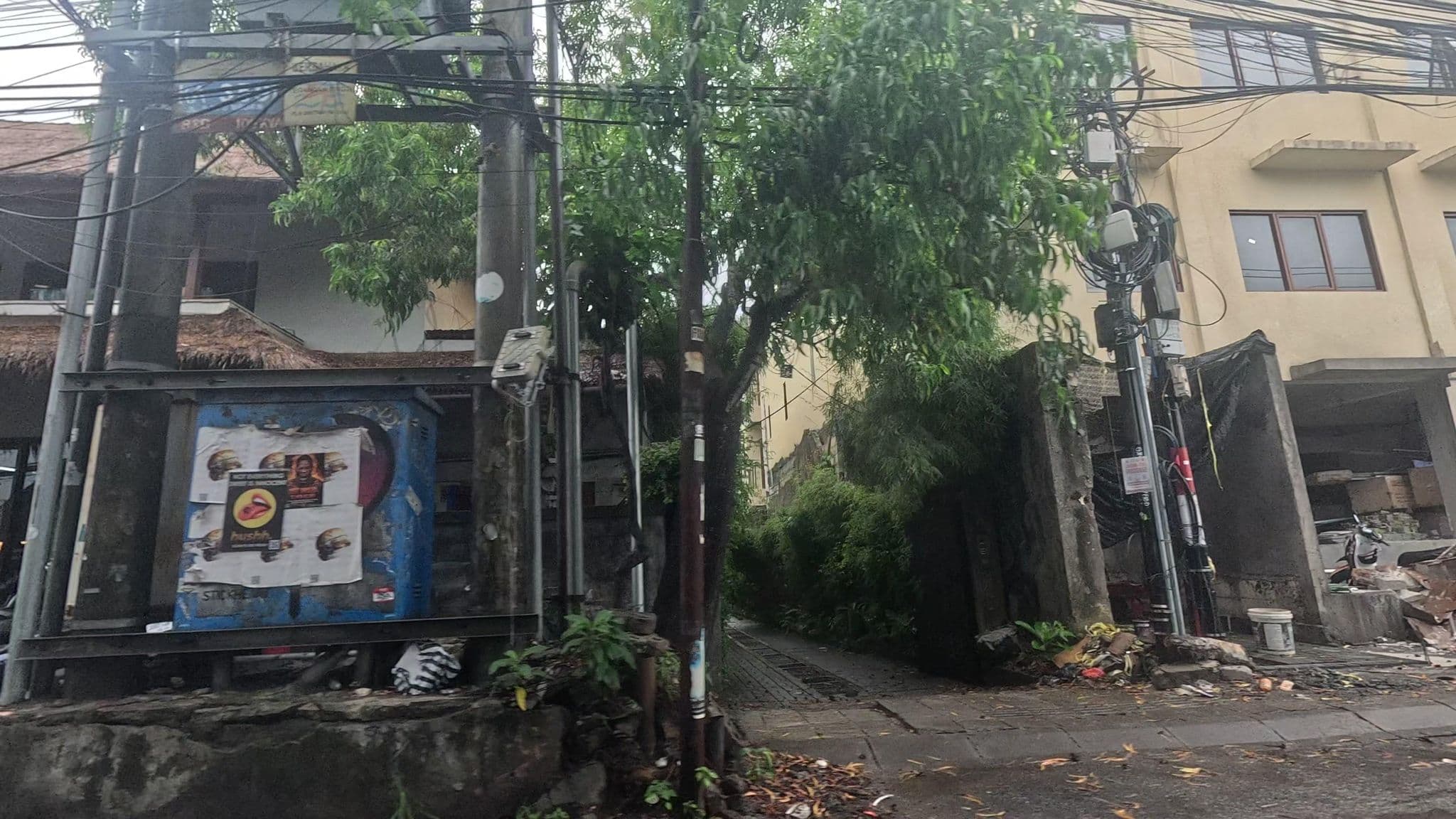 Street view near Ecosfera, Dalung