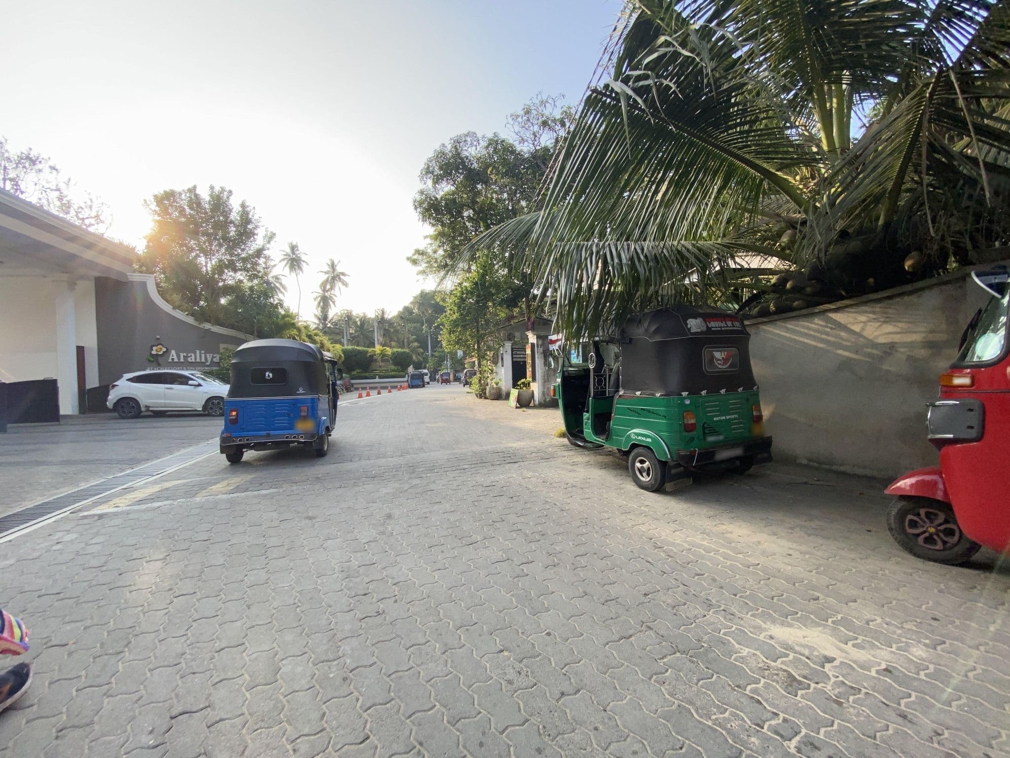 Street view near Villa Bohemia, Unawatuna — © vadi (CC BY-SA · Mapillary)
