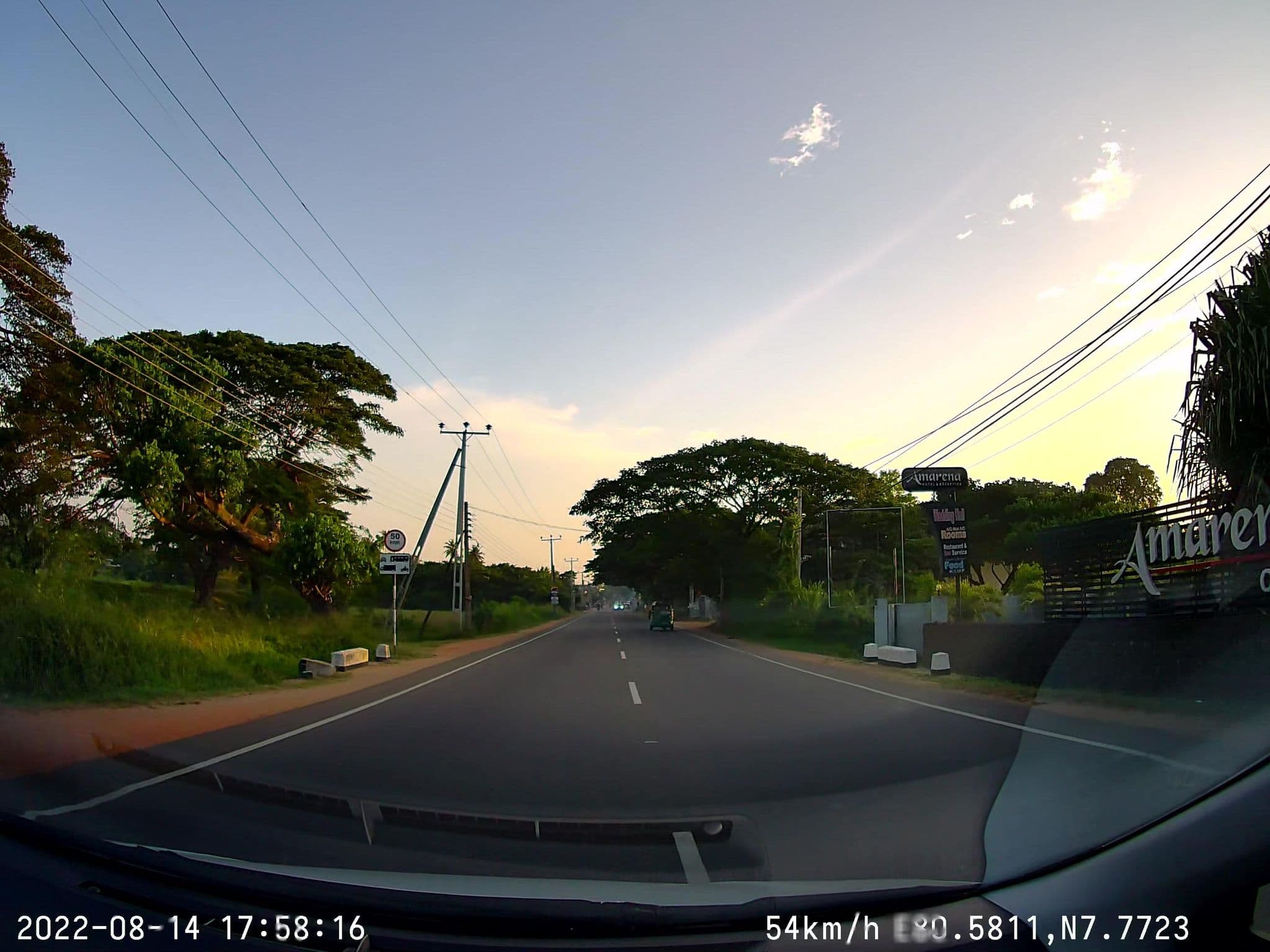 Street view near Hotel Chathuranga, Dambulla — © sahanbsb (CC BY-SA · Mapillary)