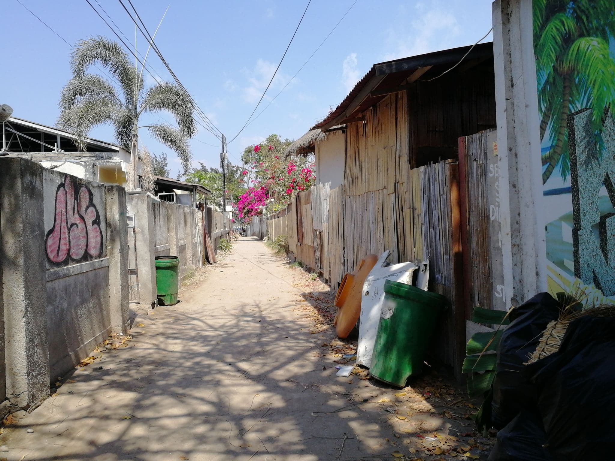 Street view near Gili Hideaway, Gili Trawangan