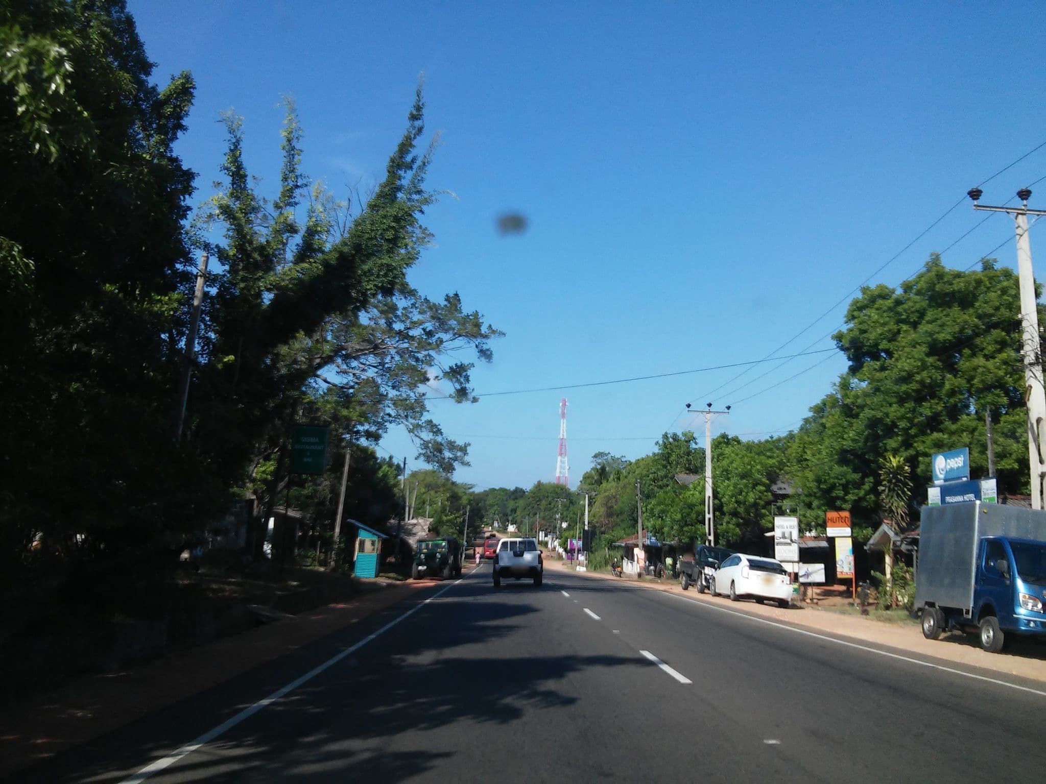 Street view near Prasanna hotel and rest, Sigiriya — © shravan91 (CC BY-SA · Mapillary)