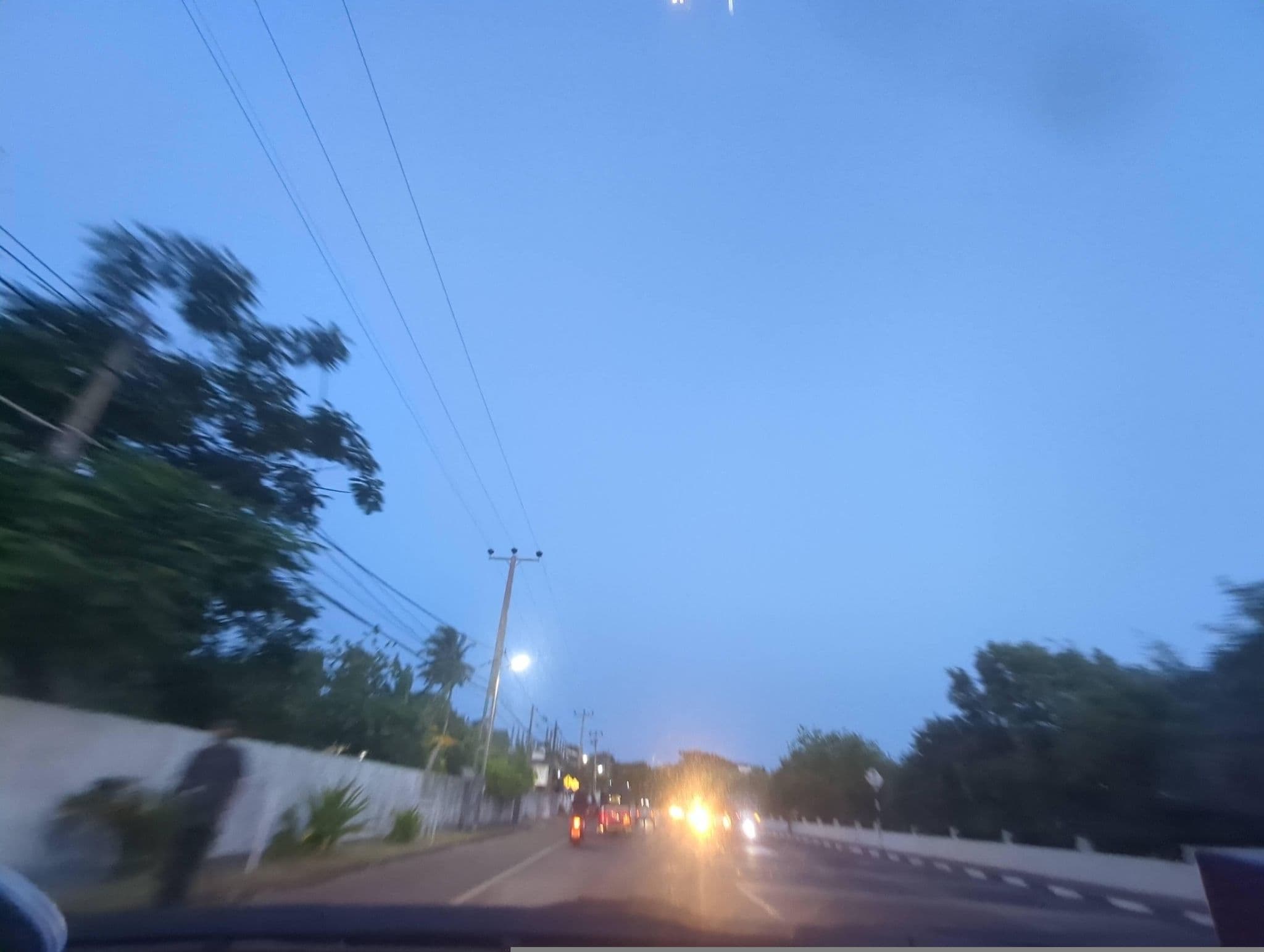 Street view near Chaaya Blue Trincomalee, Trincomalee — © lava26 (CC BY-SA · Mapillary)