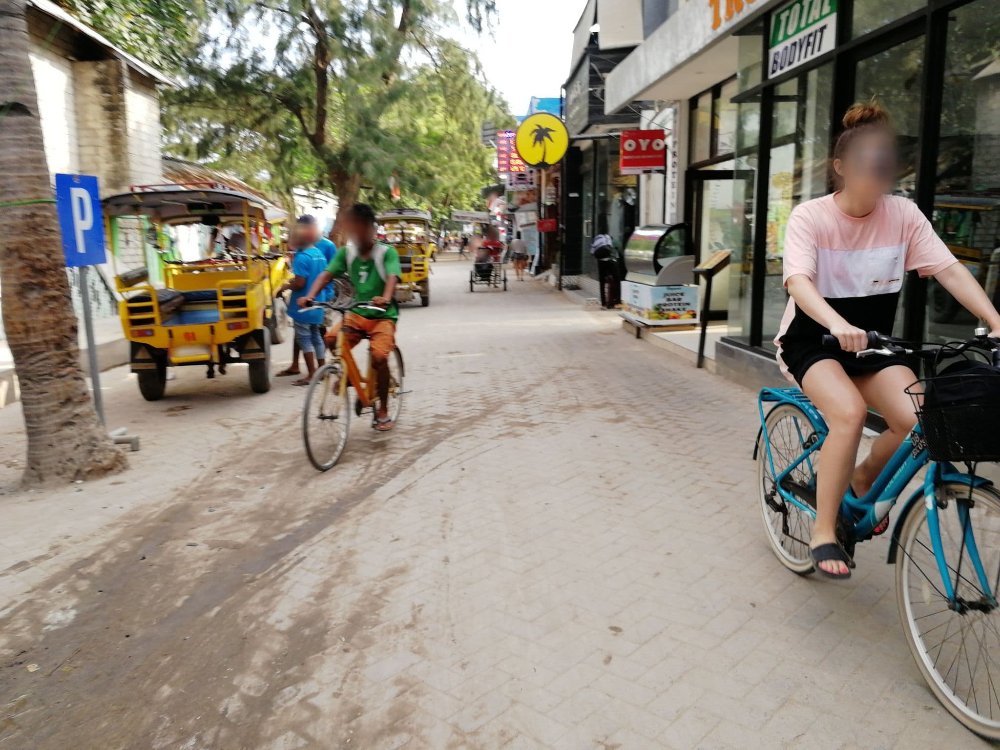 Street view near Tropica Gili Trawangan, Gili Trawangan