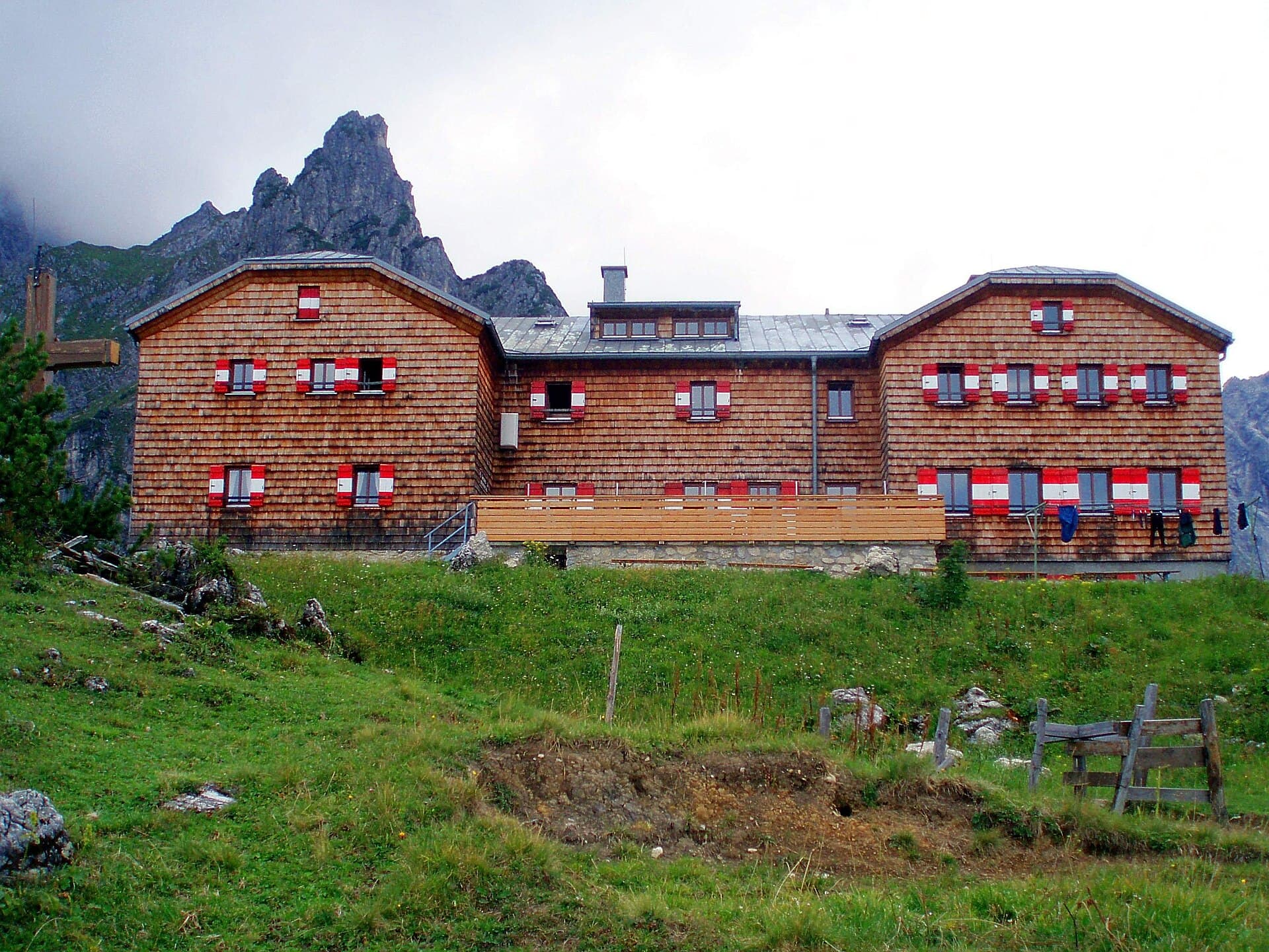 Hofpürglhütte (via Wikimedia Commons, CC BY-SA 3.0 de)