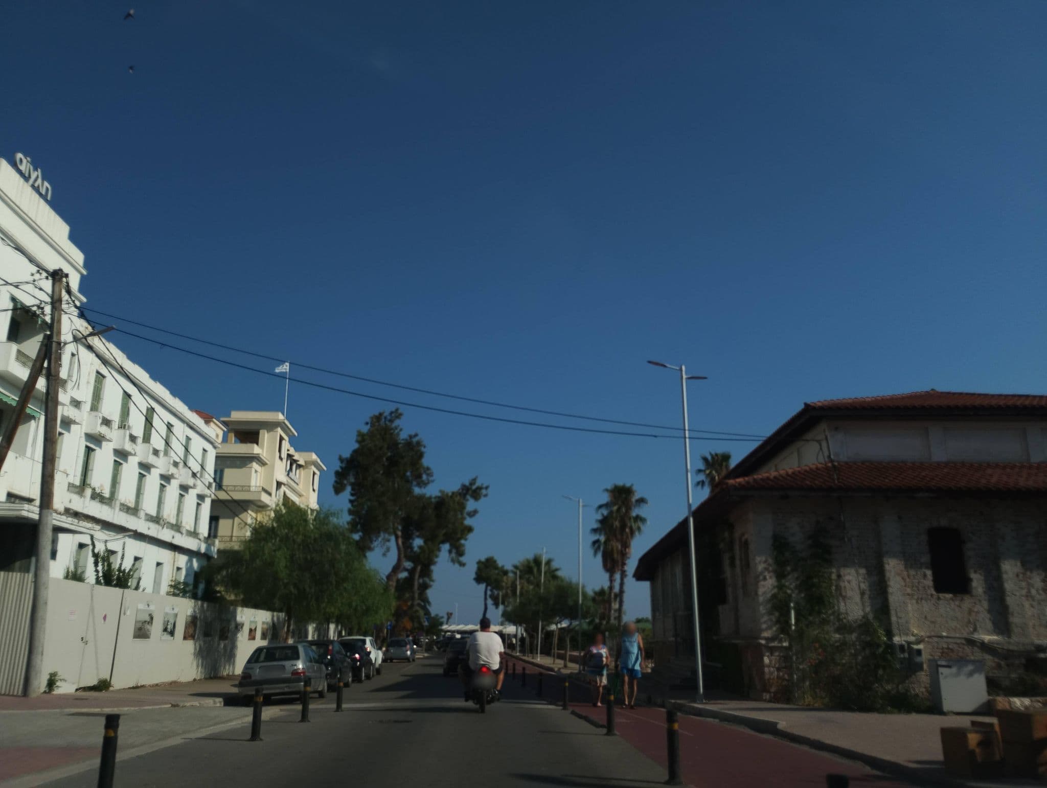 Street view near Ακταίον Hotel, Loutrá Aidhipsoú — © George_210 (CC BY-SA · Mapillary)
