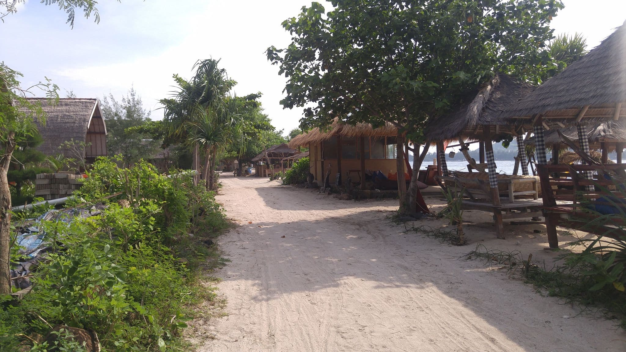 Street view near Good Feel, Gili Trawangan