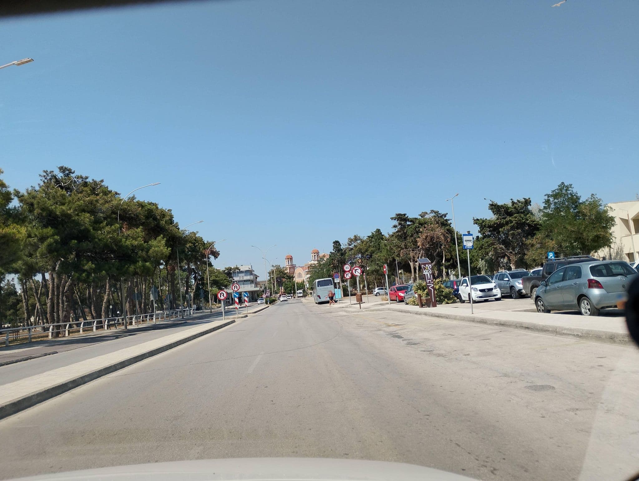 Street view near Grecotel Egnatia Hotel, Alexandroupoli — © George_210 (CC BY-SA · Mapillary)