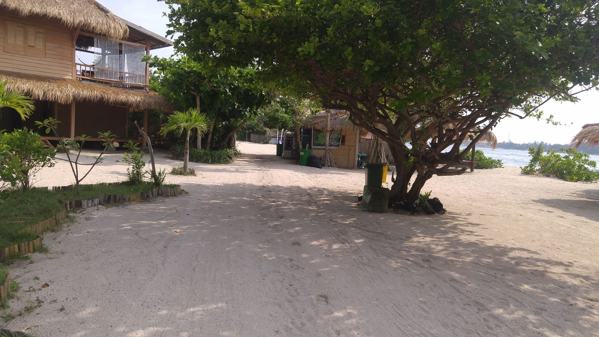 Street view near Sunset Gecko, Gili Trawangan