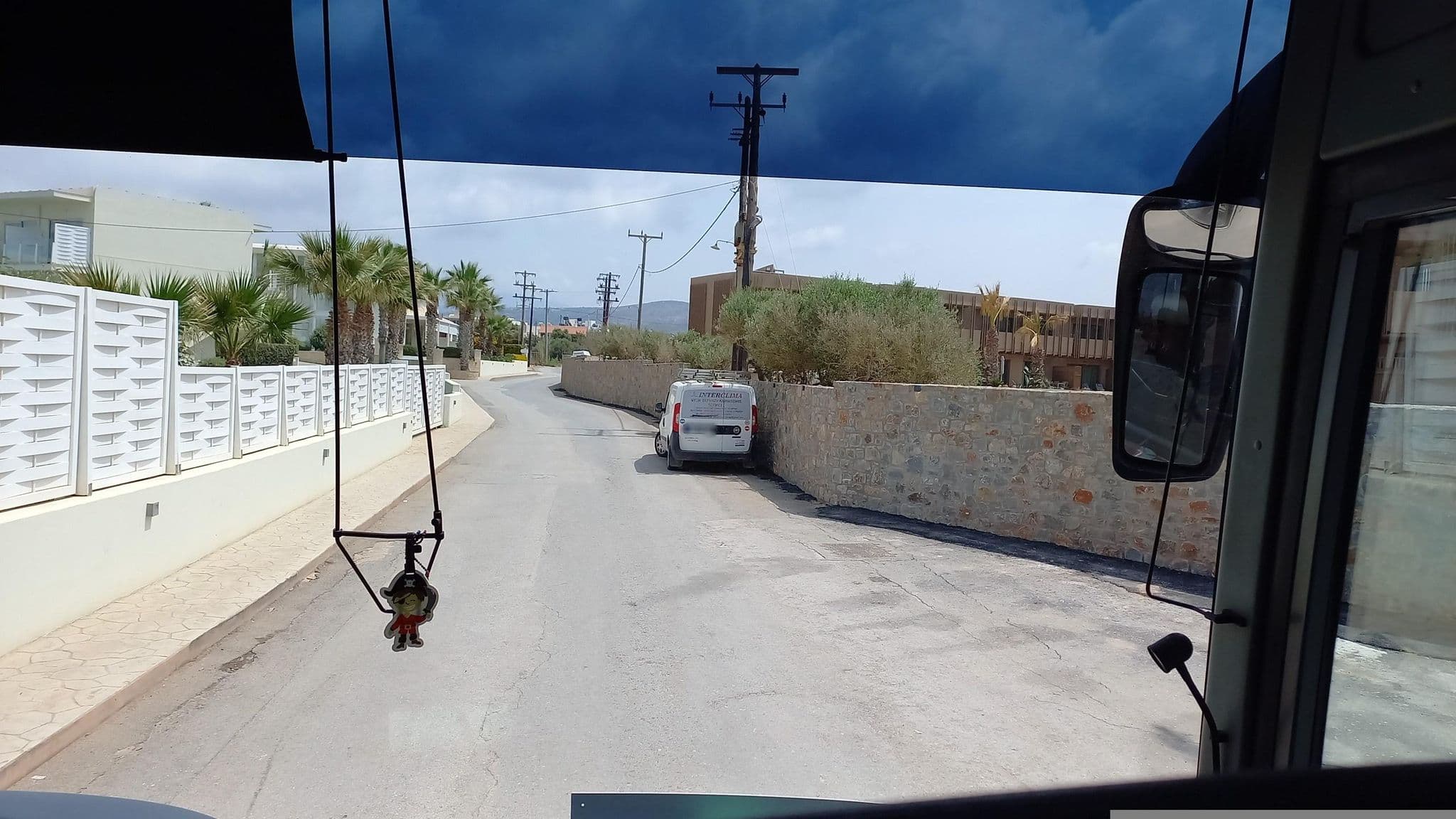 Street view near SENSEANA Sea Side Resort & Aquadventure, Káto Goúves — © ryhk (CC BY-SA · Mapillary)