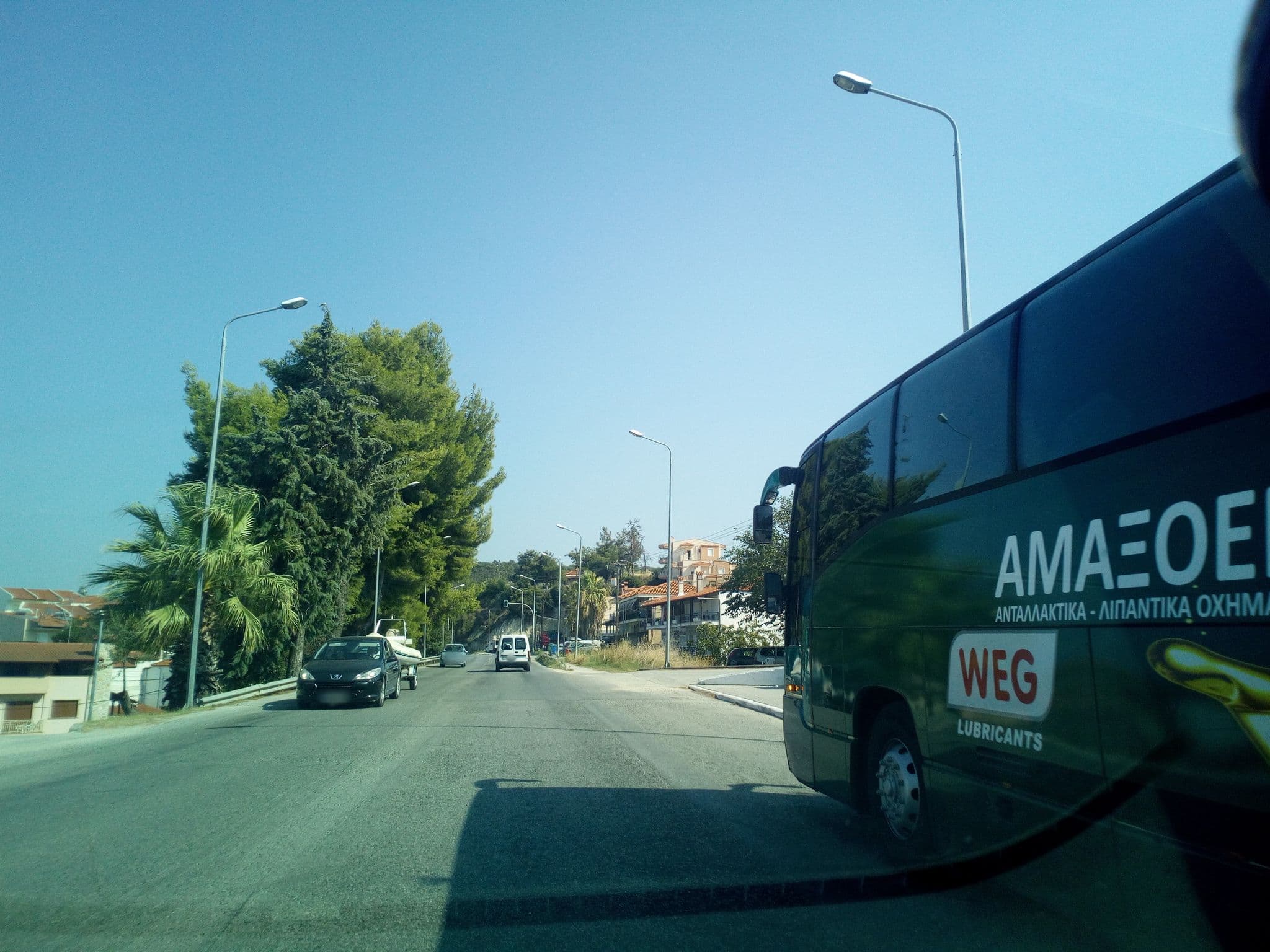 Street view near Anemos Hotel, Políkhronon — © skarmoutsosv (CC BY-SA · Mapillary)