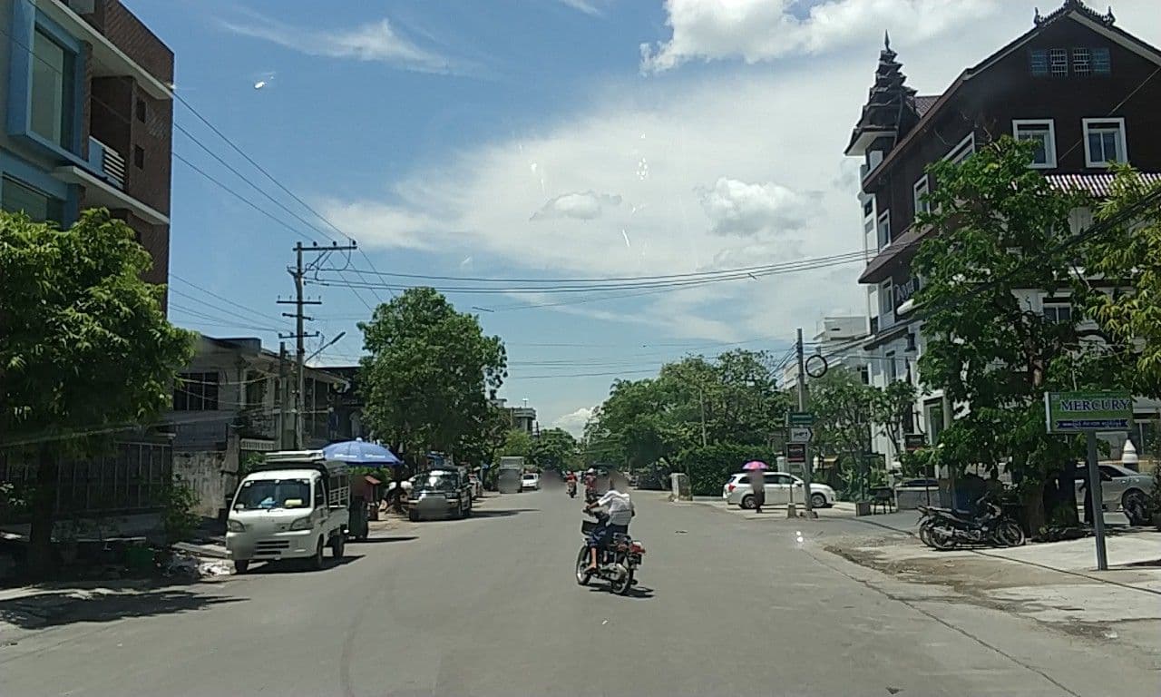 Street view near Silver City Hotel, Mandalay — © mghla (CC BY-SA · Mapillary)