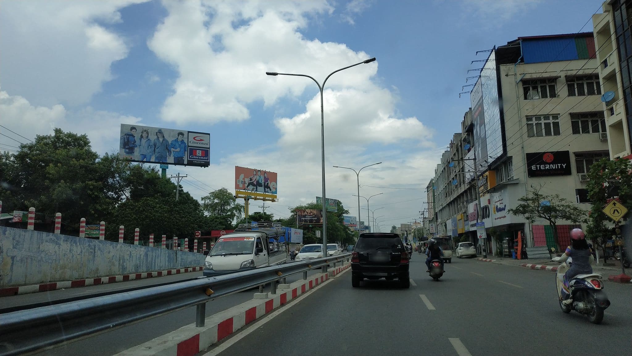 Street view near Diamonds Inn, Mandalay — © kokoye2007 (CC BY-SA · Mapillary)