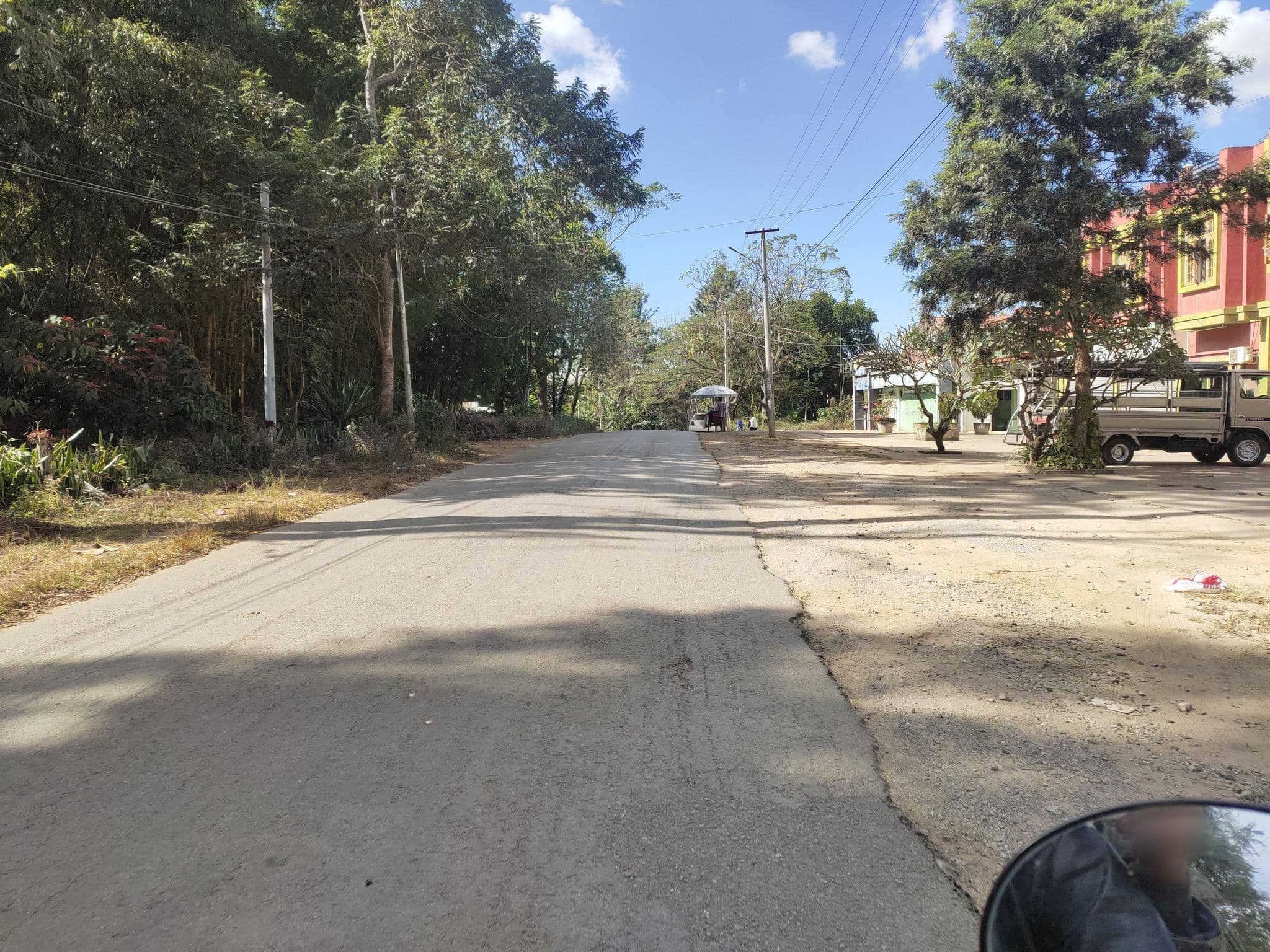 Street view near Su Pyae Sone Hotel, Pyin Oo Lwin — © happysmile (CC BY-SA · Mapillary)
