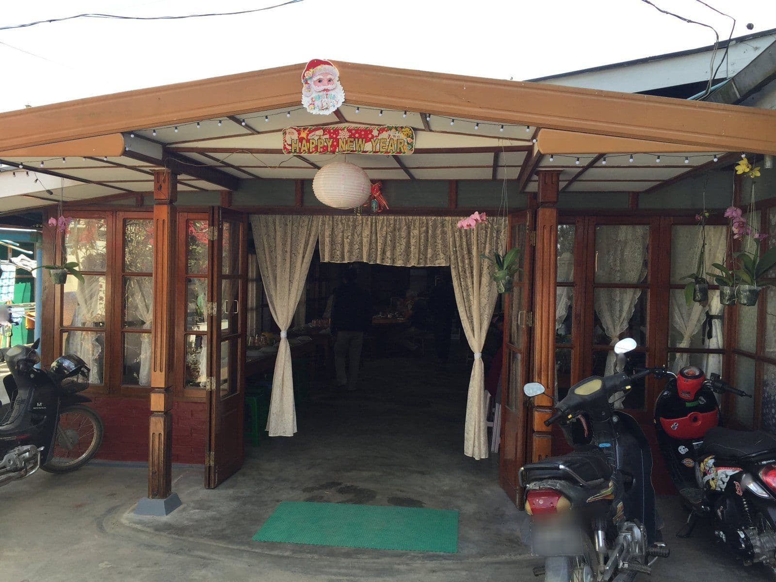 Street view near Happy World, Pyin Oo Lwin — © laye (CC BY-SA · Mapillary)