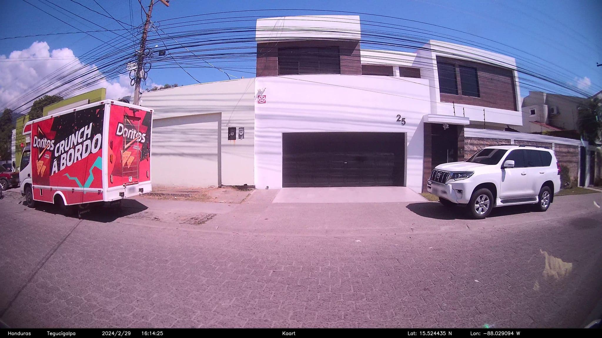 Street view near Hotel Villas Lazief • Col Universidad, San Pedro Sula — © kaart_1 (CC BY-SA · Mapillary)