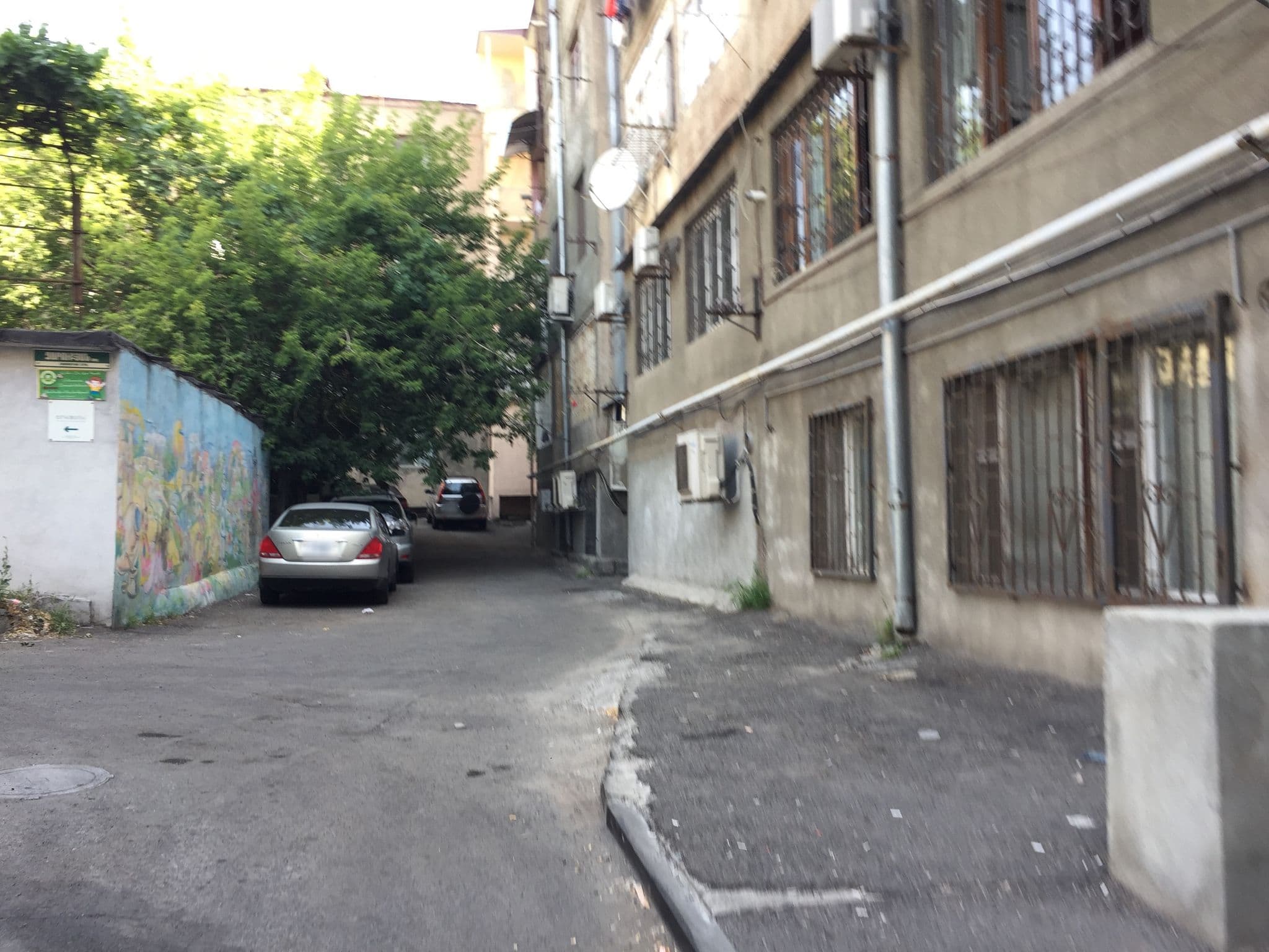 Street view near Maison Heritage Hotel, Kentron — © thepriben (CC BY-SA · Mapillary)