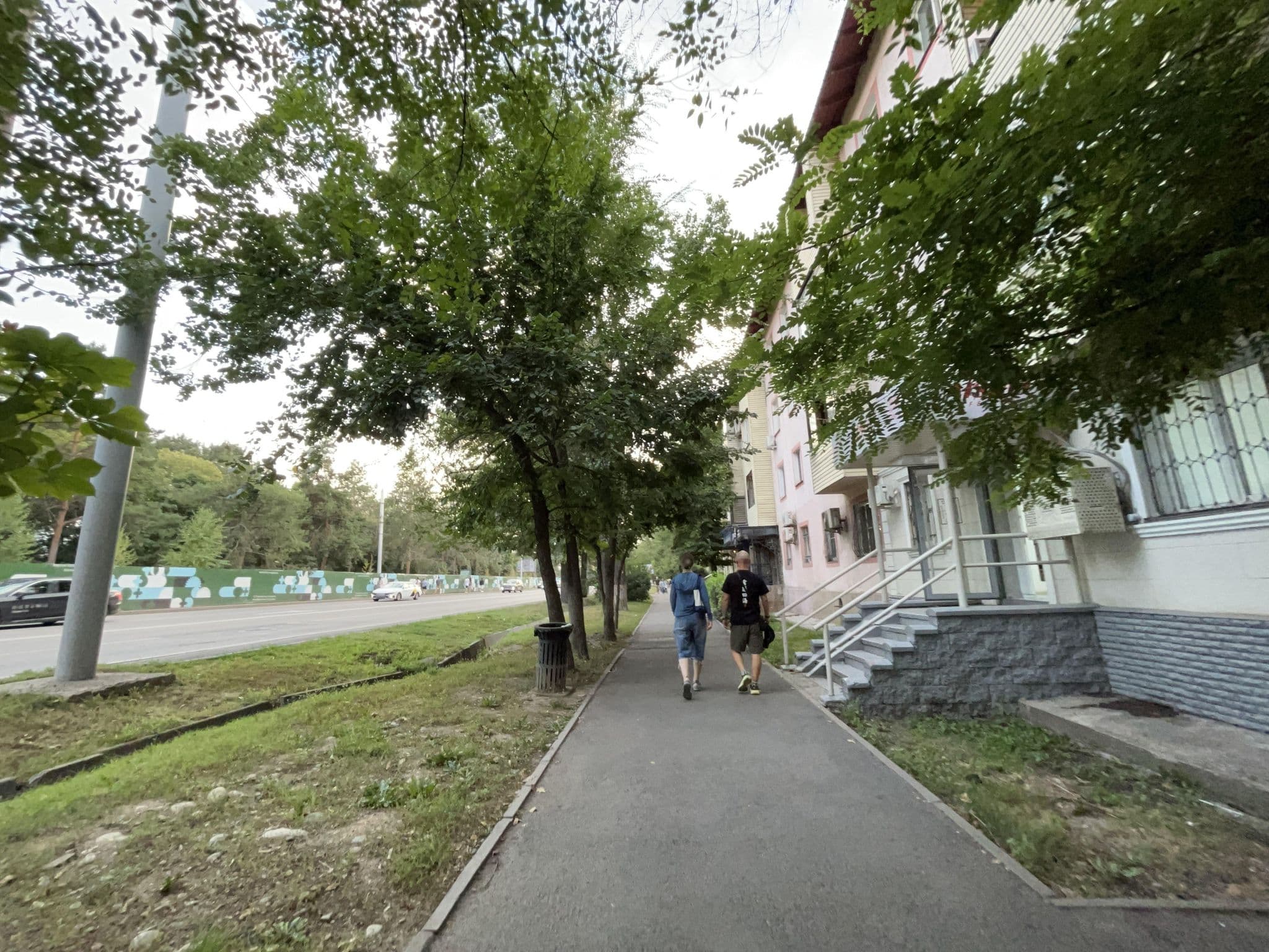 Street view near Like Home Hostel Almaty, Almaty — © ruslan_fat (CC BY-SA · Mapillary)