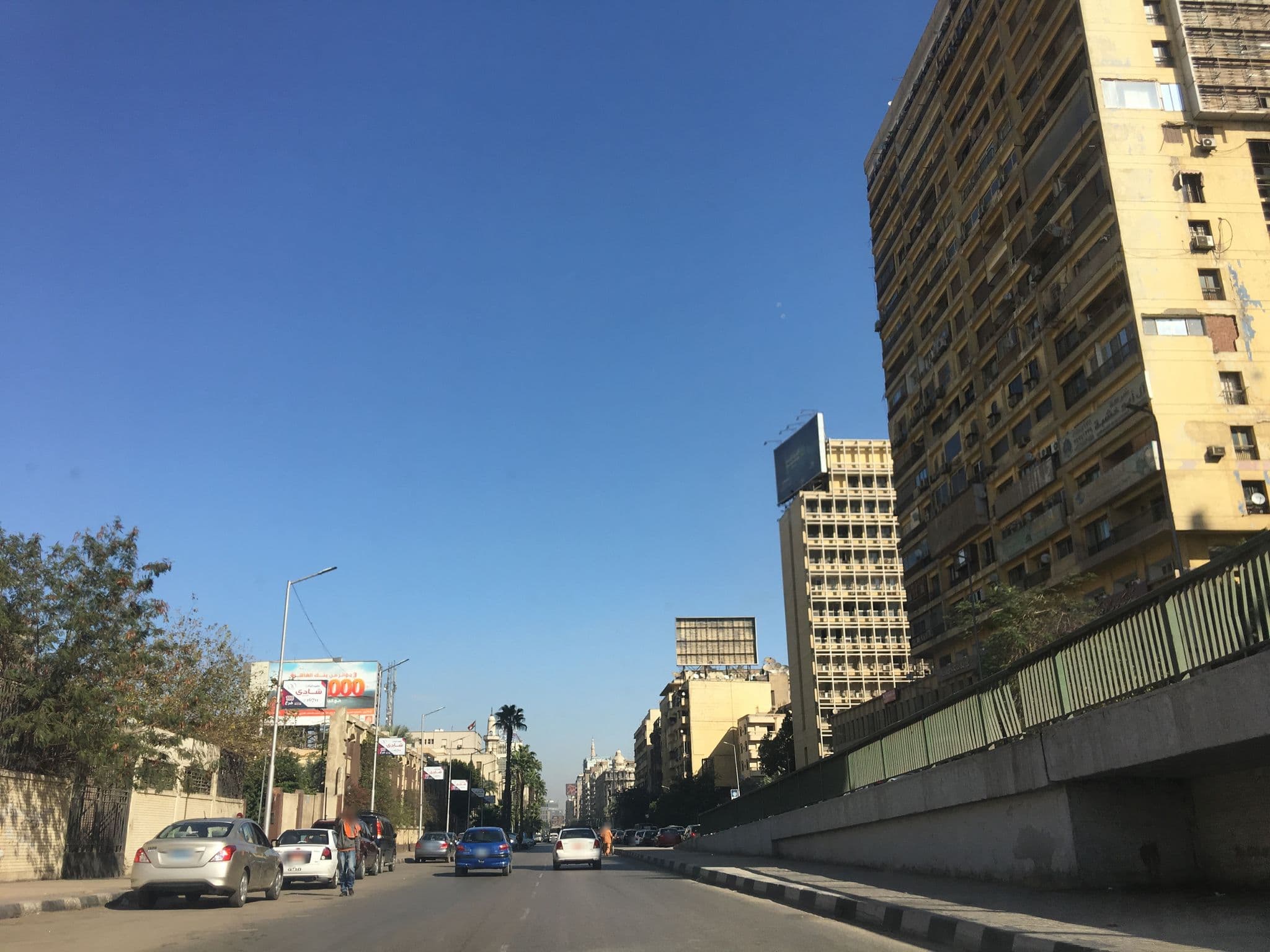 Street view near Oasis Hotel Downtown, Būlāq Abū al ‘Ilā — © myoussef87 (CC BY-SA · Mapillary)