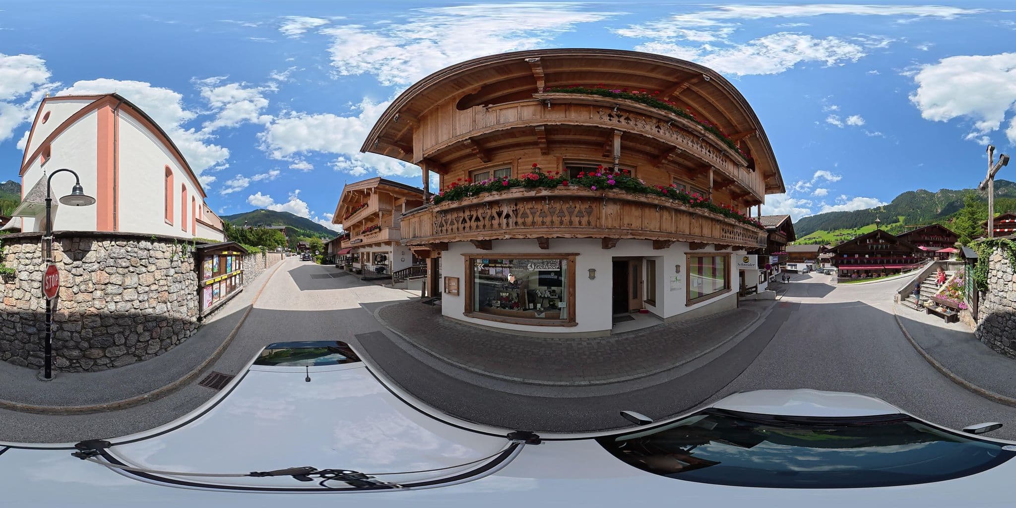 Street view near Gästehaus Schneider, Alpbach — © osmplus_org (CC BY-SA · Mapillary)