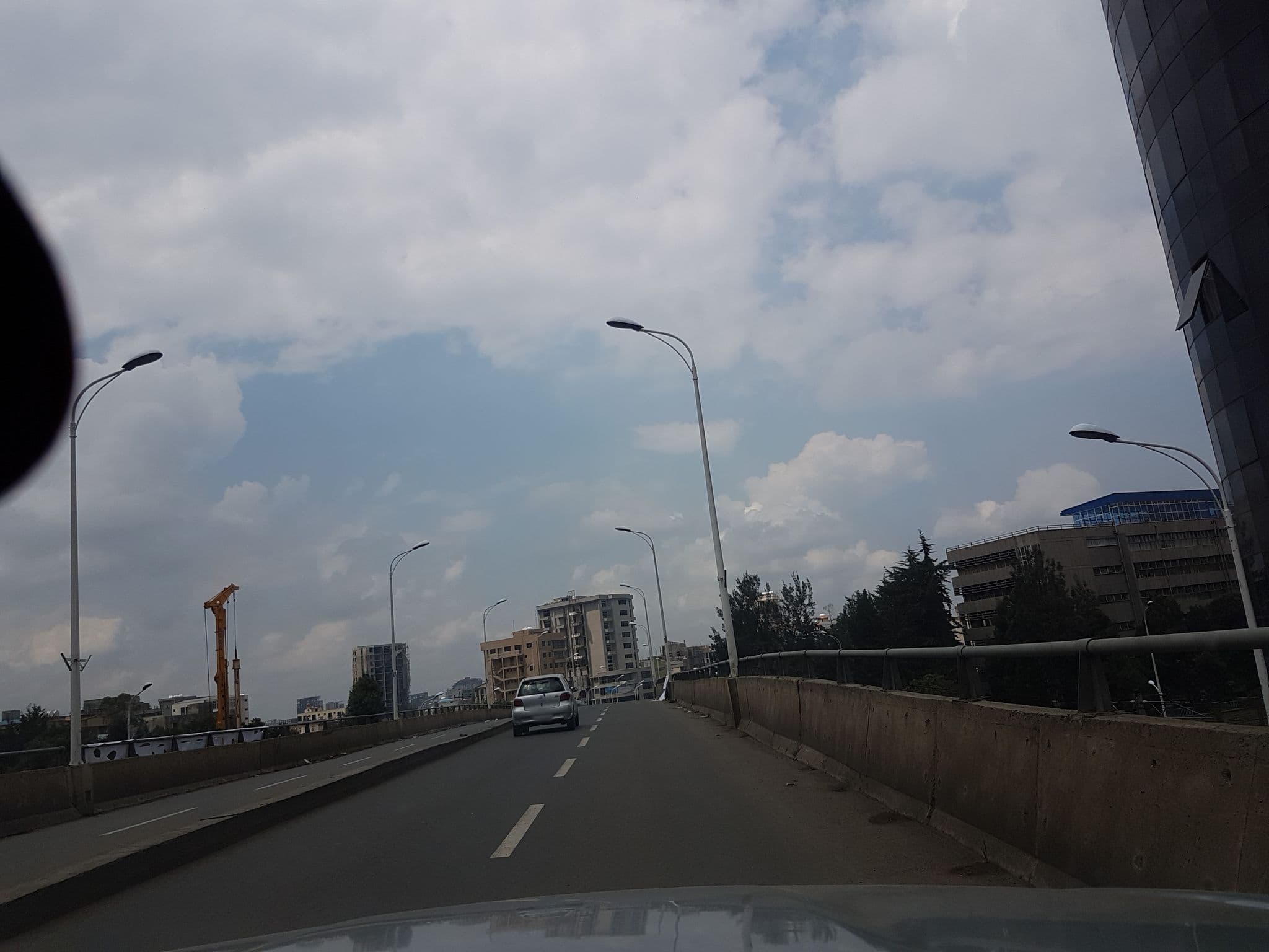 Street view near Holiday Hotel | Hayahulet, Addis Ababa — © surafel (CC BY-SA · Mapillary)