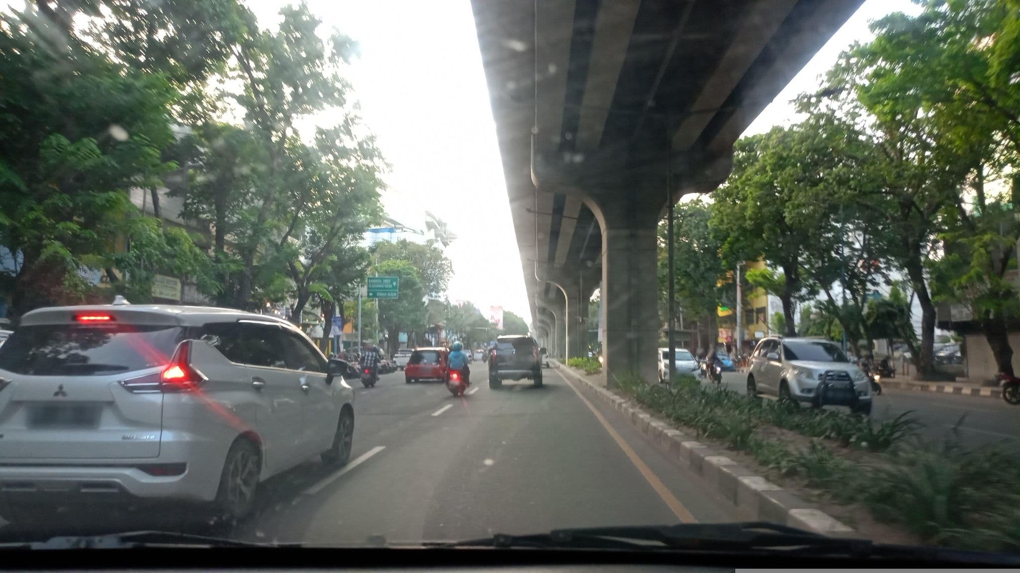 Street view near Tune Hotel, Palembang — © Kaart_Local (CC BY-SA · Mapillary)