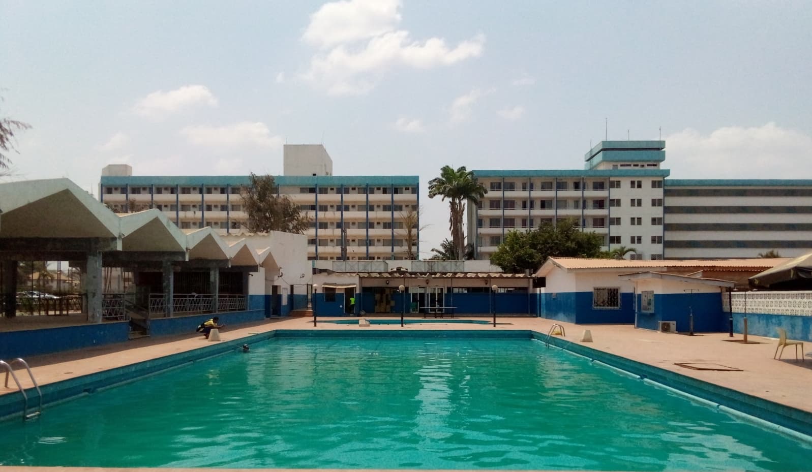 Kwara hotel (via Wikimedia Commons, CC BY-SA 4.0)