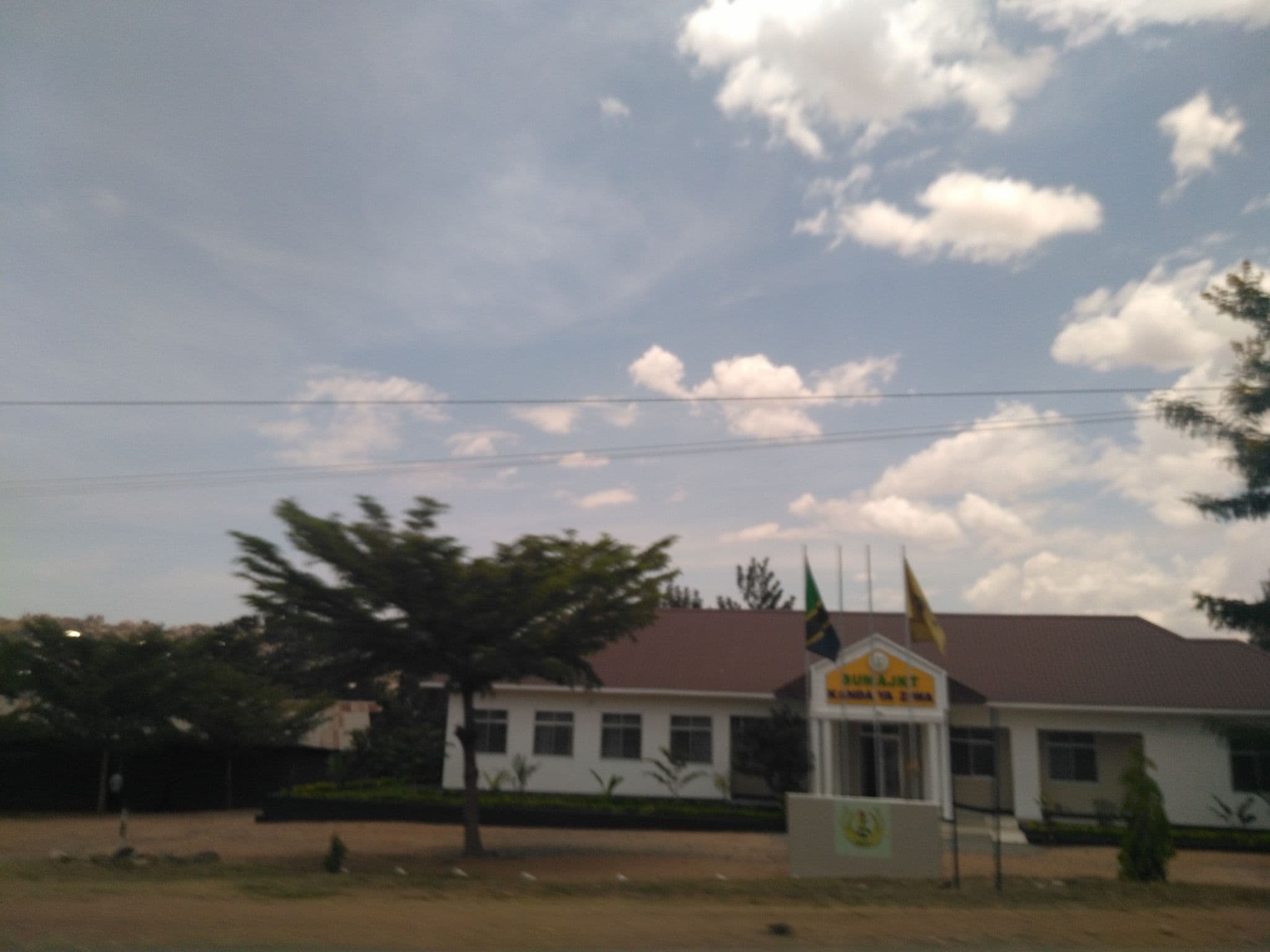 Street view near Suma Jkt Kanda ya Ziwa, Mwanza — © ralebipim (CC BY-SA · Mapillary)