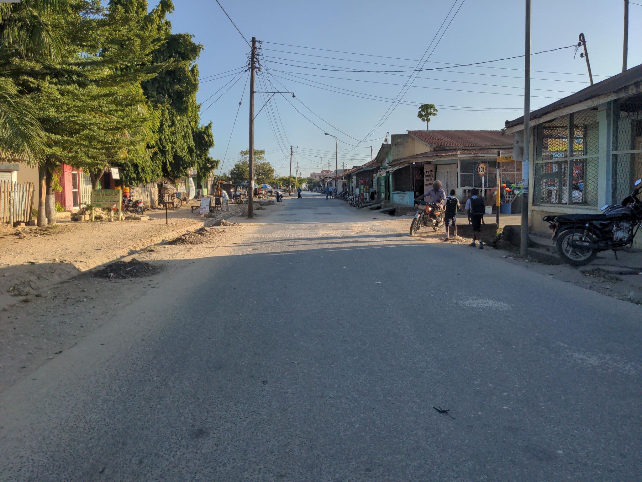 Street view near Bamboo Guest House, Tanga — © KAWAMALA (CC BY-SA · Mapillary)