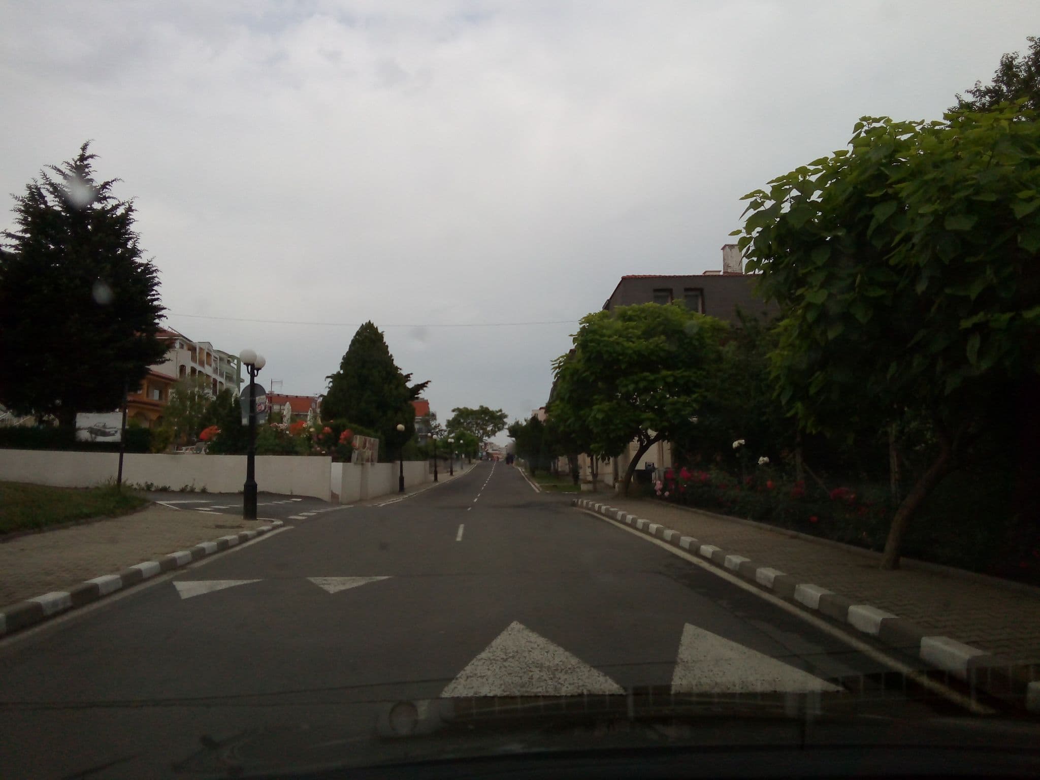 Street view near IRIS HOTEL - Хотел ИРИС, Sveti Vlas — © micmin1972 (CC BY-SA · Mapillary)