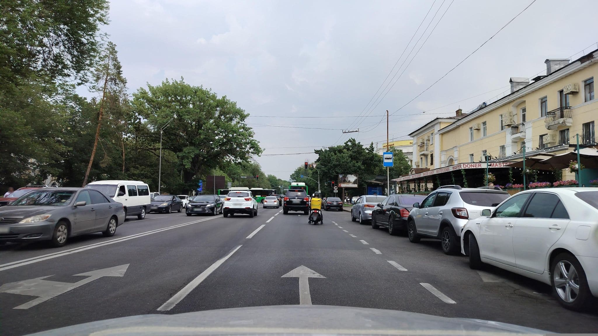 Street view near Hostel 64, Almaty — © sevenmp (CC BY-SA · Mapillary)