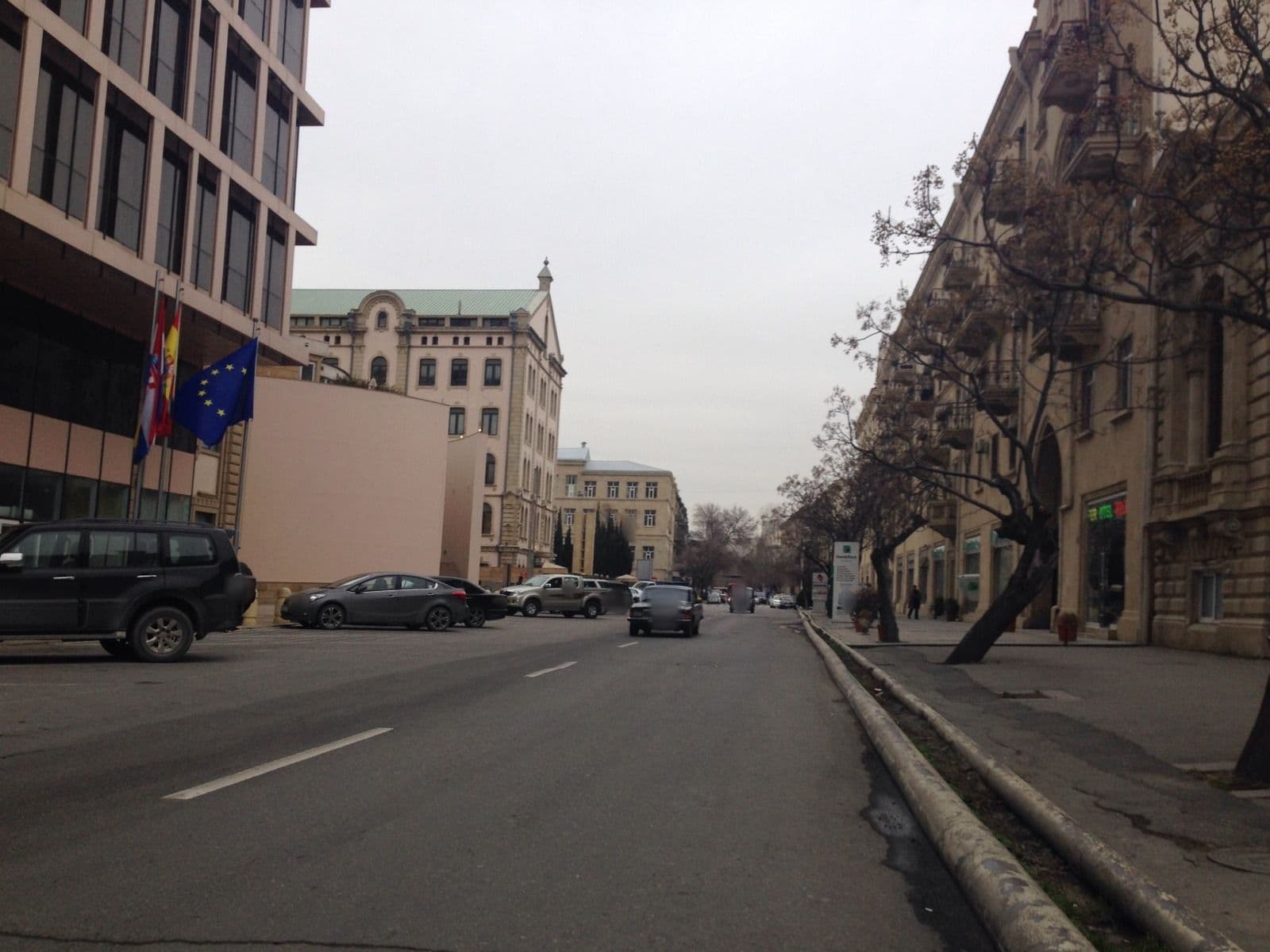 Street view near The Landmark Hotel Baku, Baku — © geomapper69 (CC BY-SA · Mapillary)