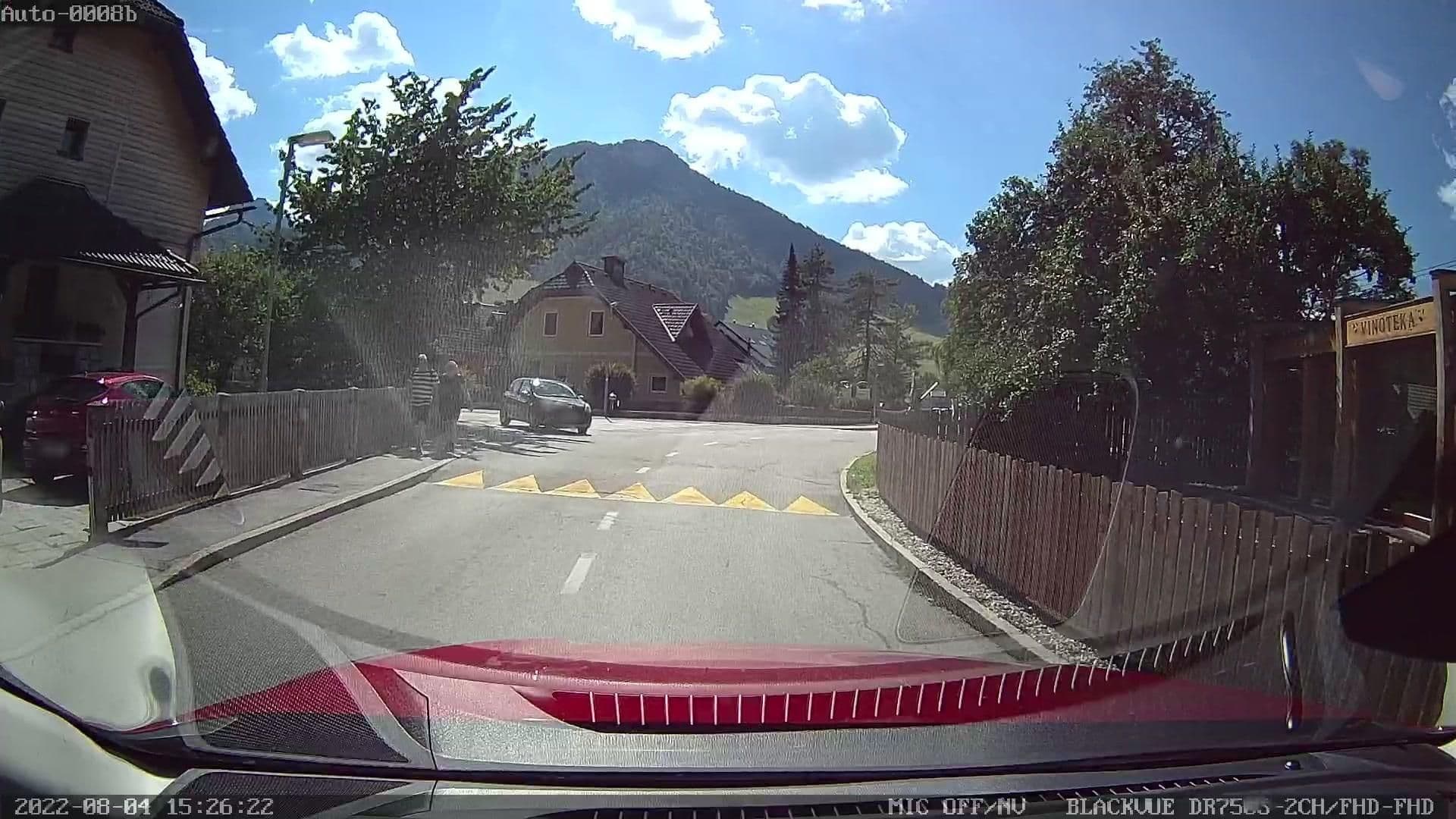 Street view near Hotel & Restaurant Lipa, Kranjska Gora — © rdnnk (CC BY-SA · Mapillary)