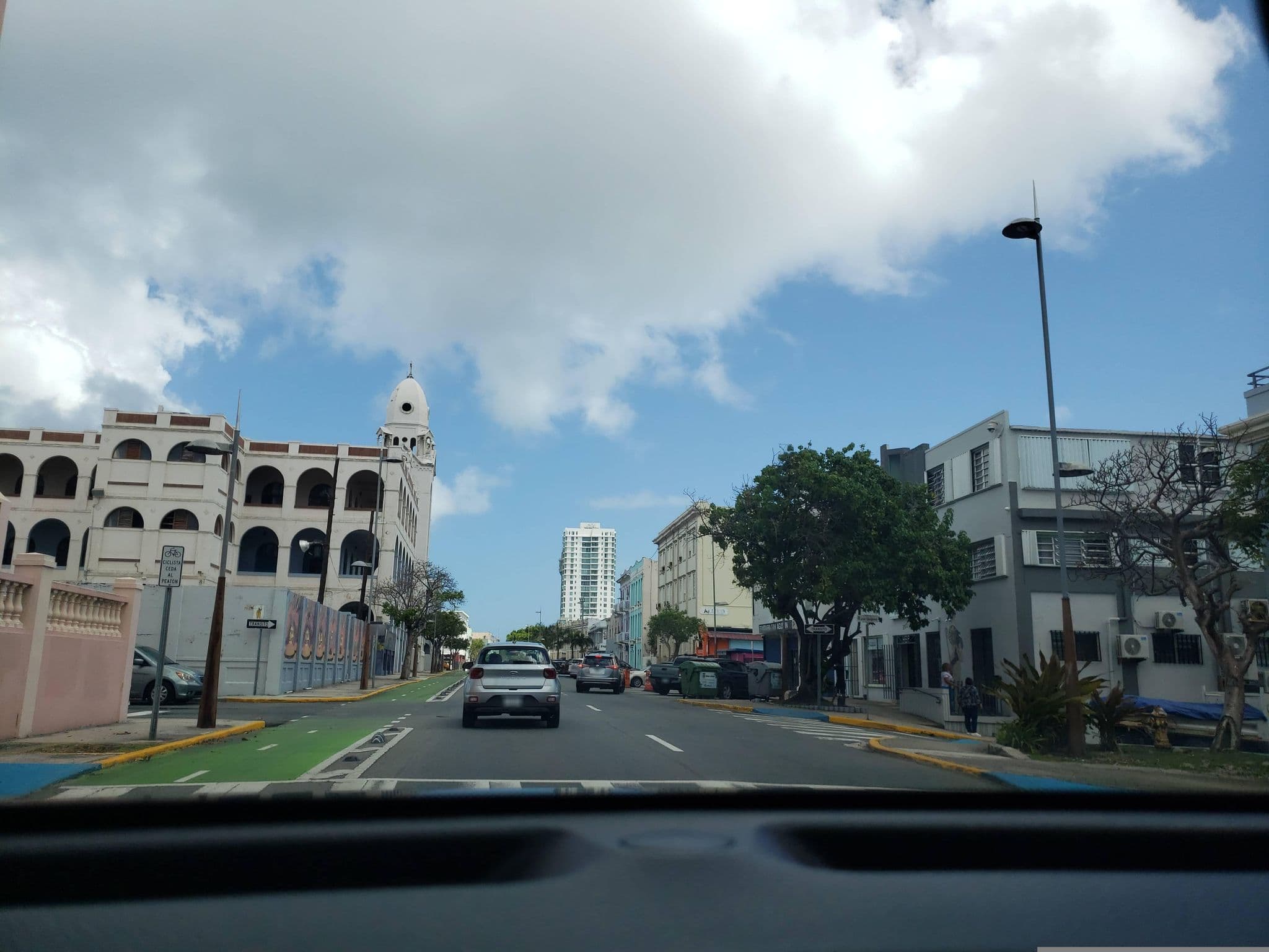 Street view near La Casa Pelayo, San Juan — © guyutetube (CC BY-SA · Mapillary)
