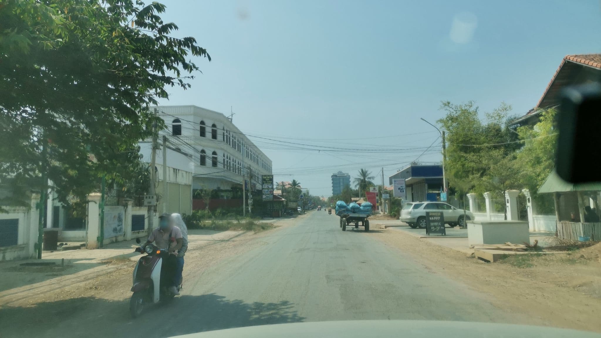 Street view near Bambu Battambang Hotel, Battambang — © 71humain (CC BY-SA · Mapillary)