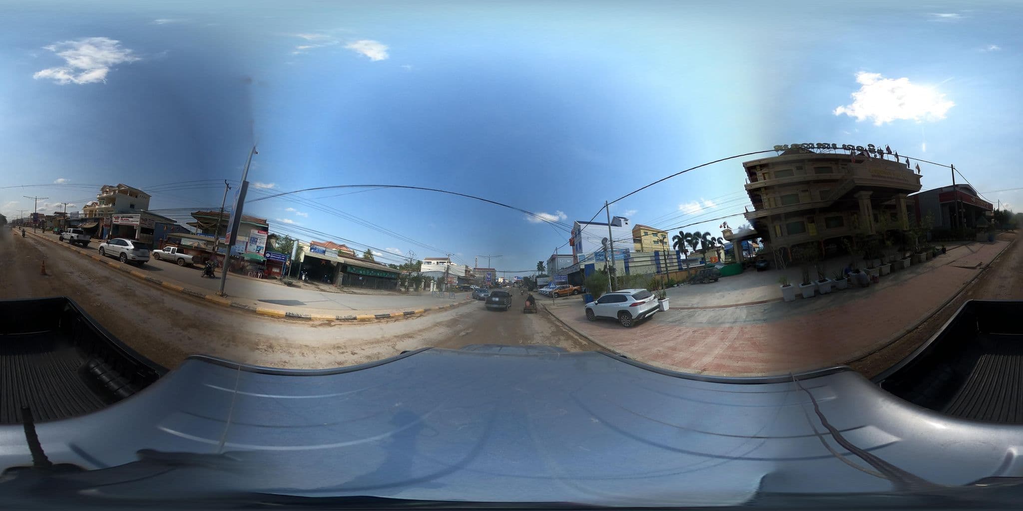 Street view near HONG PEP HOTEL, Battambang — © kaart_2 (CC BY-SA · Mapillary)